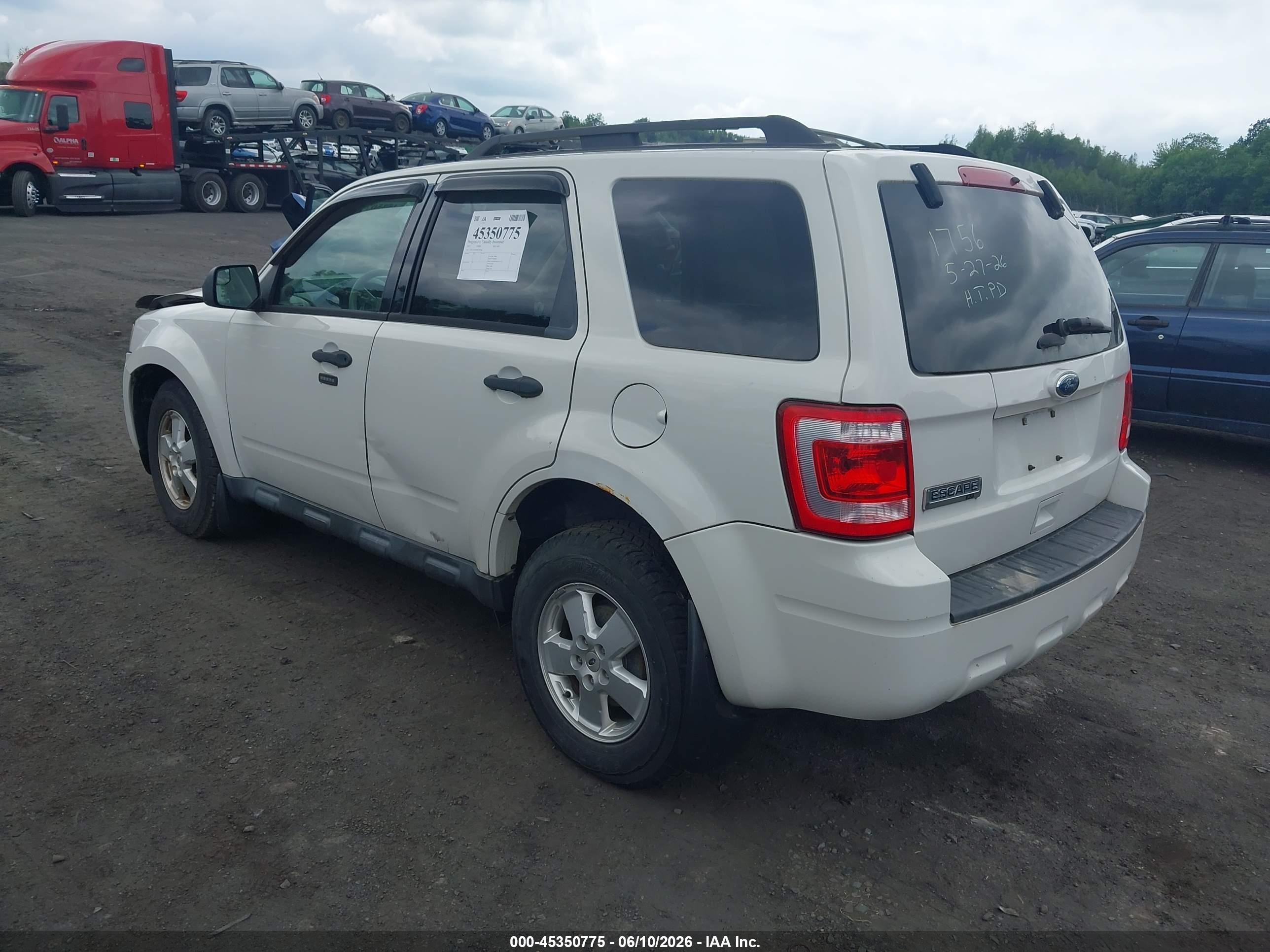 2011 Ford Escape Xlt Белый vin: 1FMCU9D70BKB58385