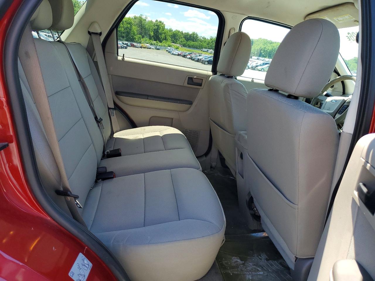 2011 Ford Escape Xlt Red vin: 1FMCU9D70BKB82086