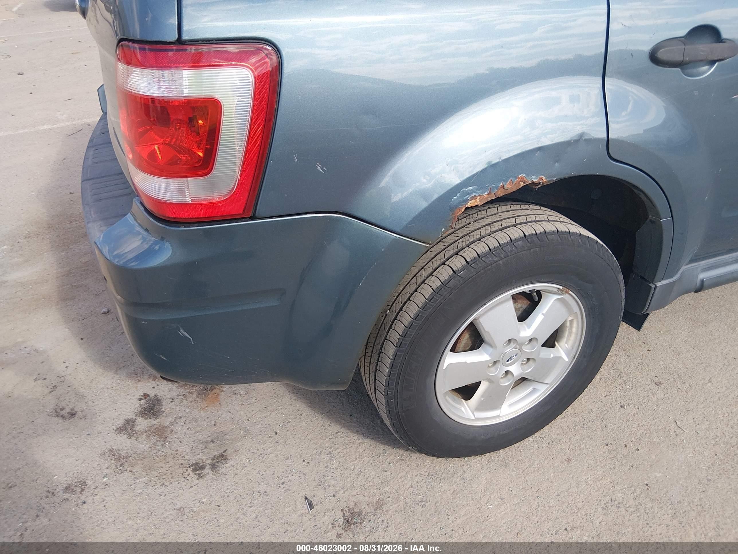 2011 Ford Escape Xlt Blue vin: 1FMCU9D70BKC21095