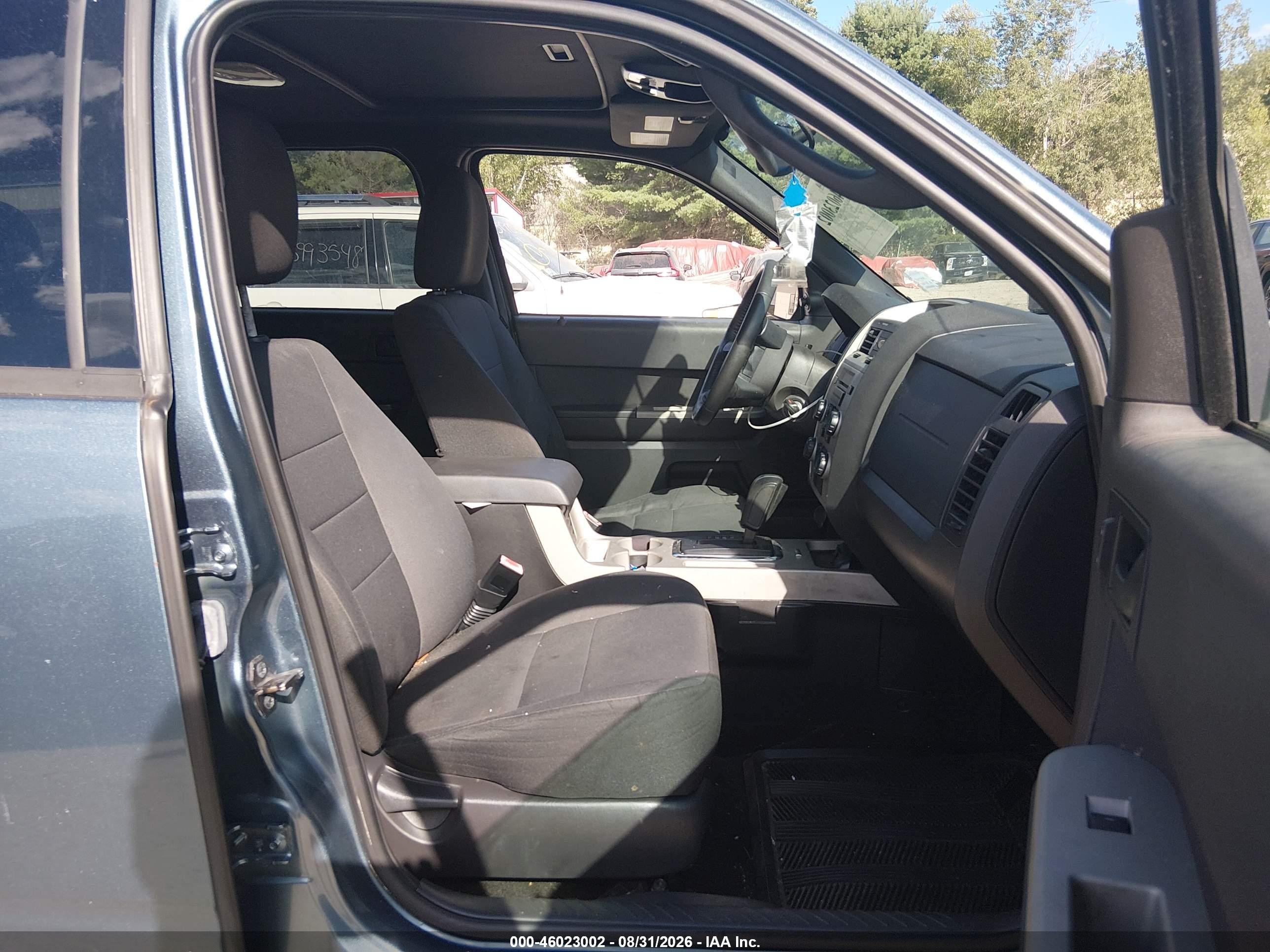 2011 Ford Escape Xlt Blue vin: 1FMCU9D70BKC21095