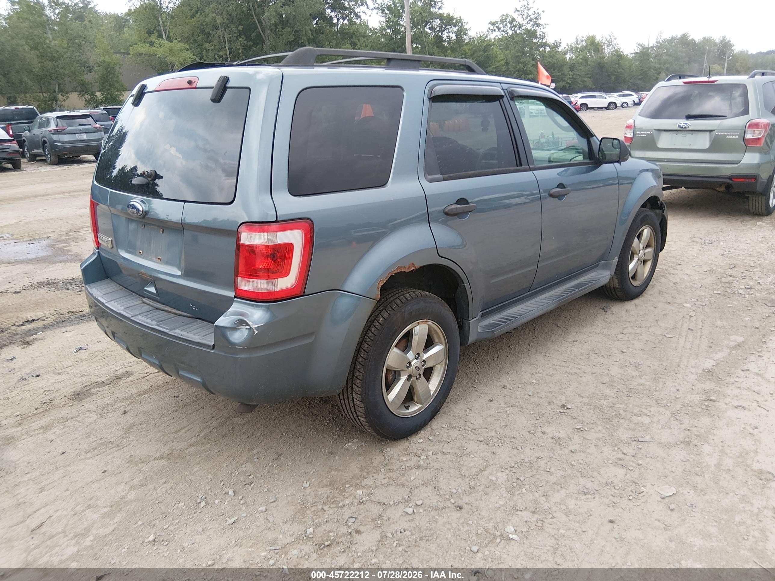 2012 Ford Escape Xlt Blue vin: 1FMCU9D70CKA69983