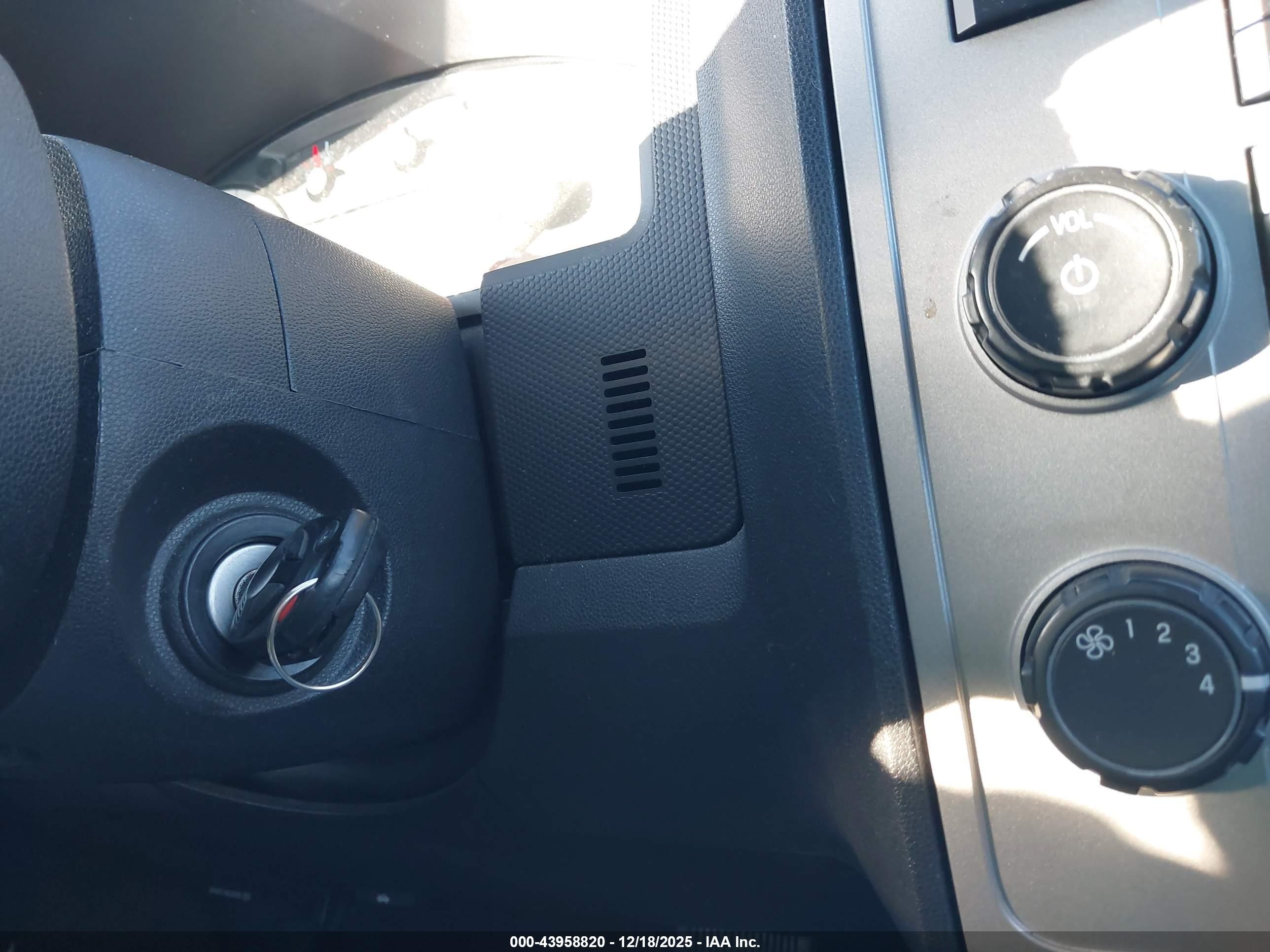 2012 Ford Escape Xlt Gray vin: 1FMCU9D70CKB38087