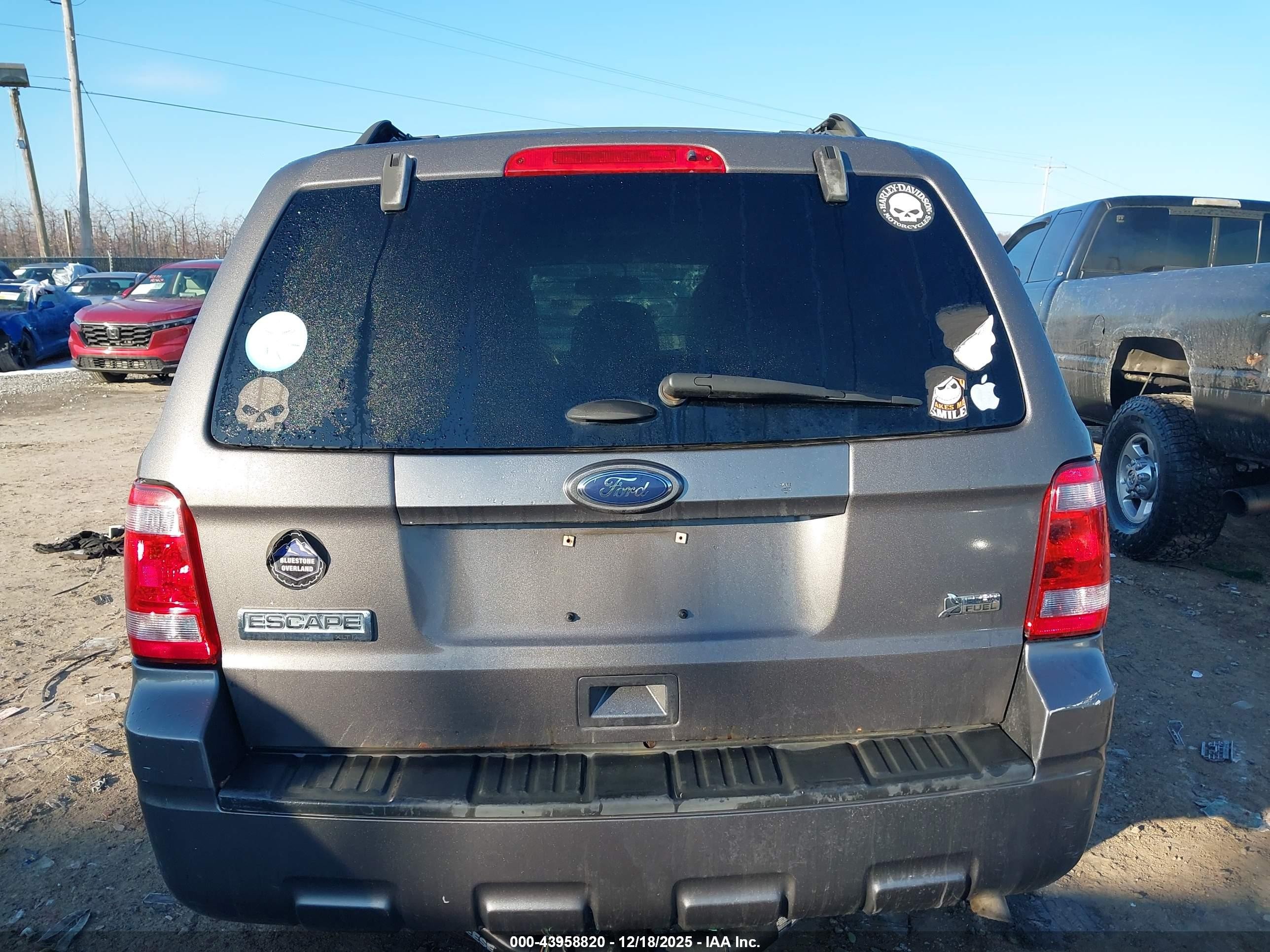 2012 Ford Escape Xlt Gray vin: 1FMCU9D70CKB38087