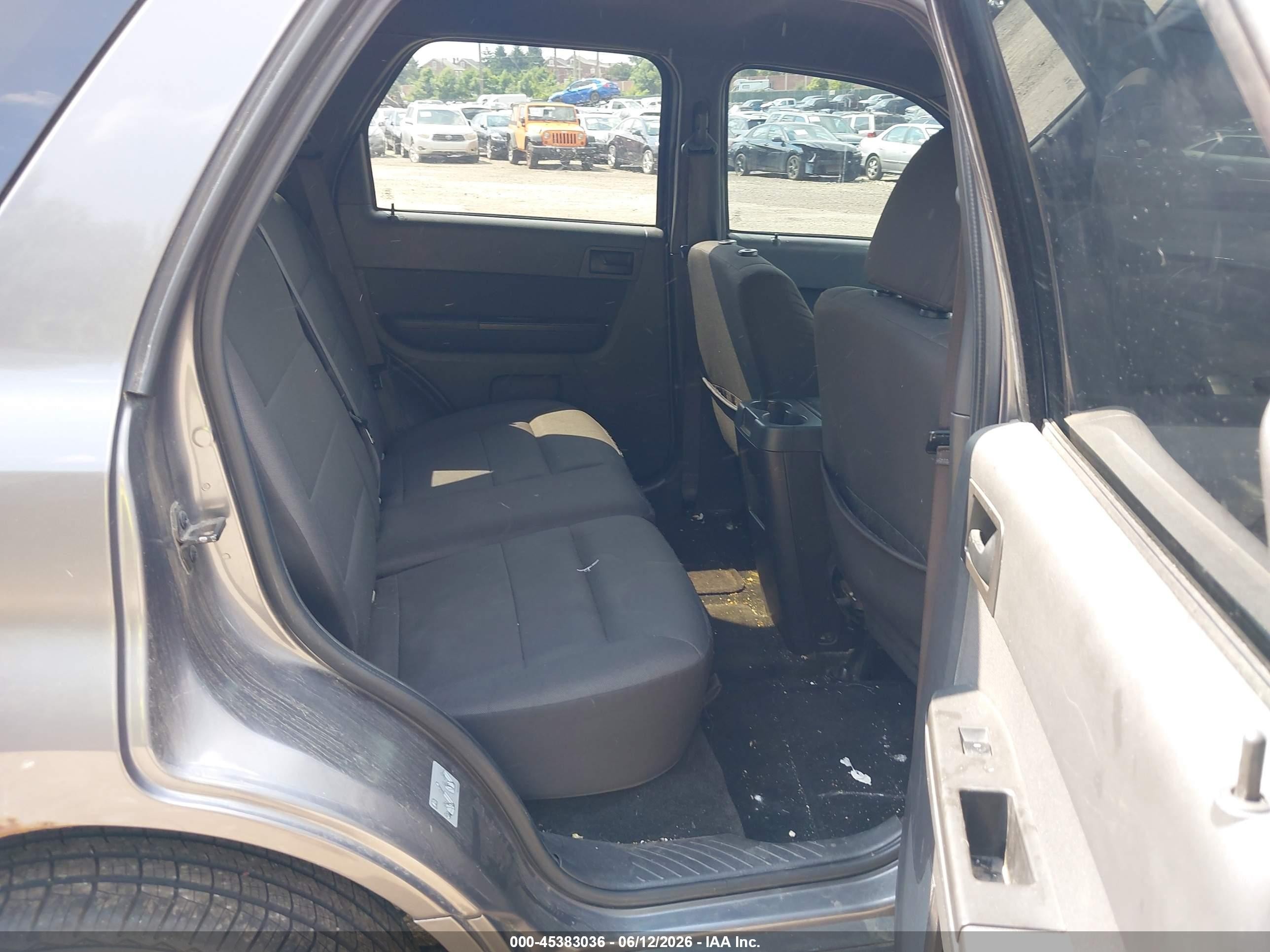 2012 Ford Escape Xlt Gray vin: 1FMCU9D70CKB81571