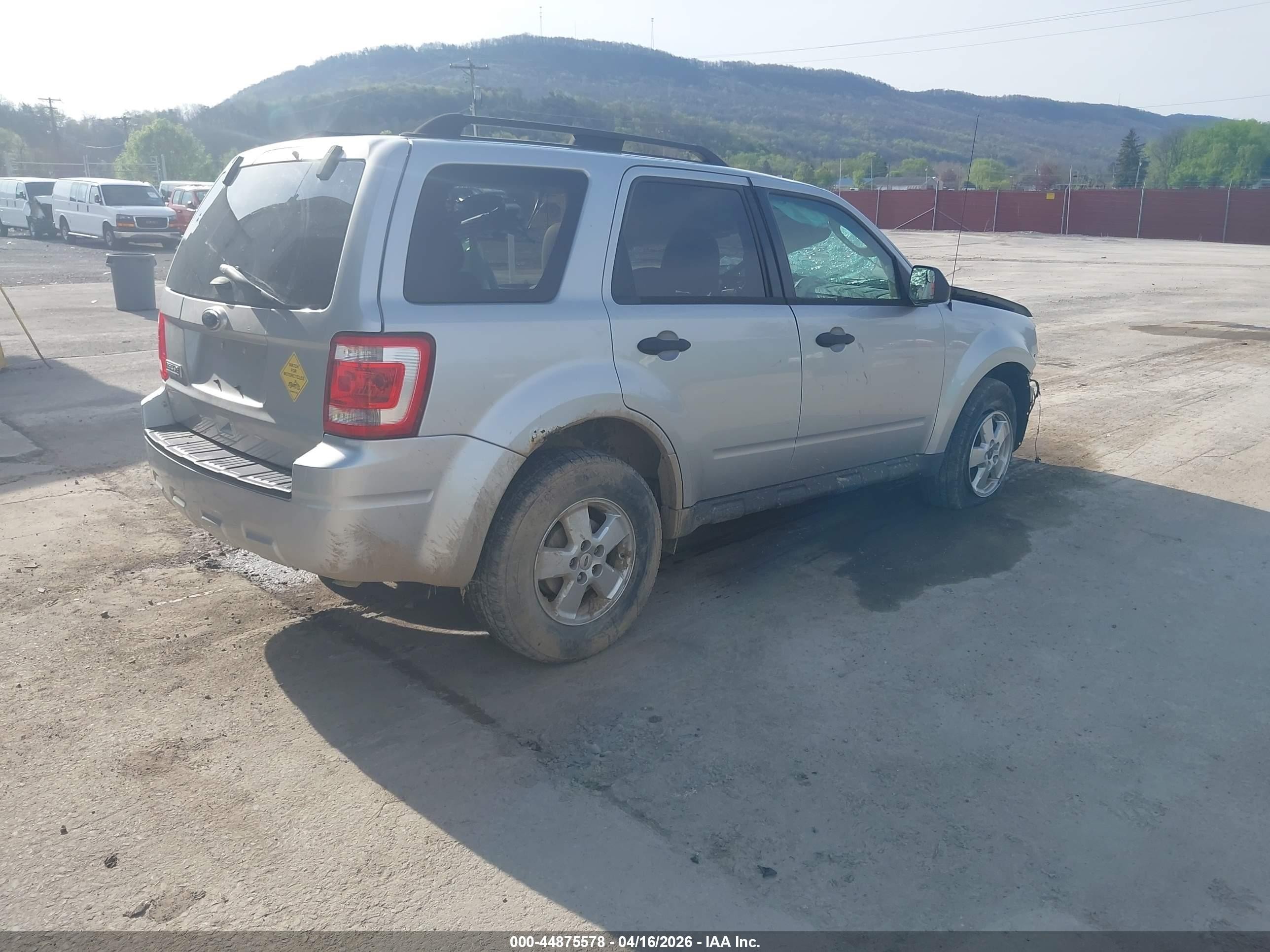 2012 Ford Escape Xlt Silver vin: 1FMCU9D70CKB94112