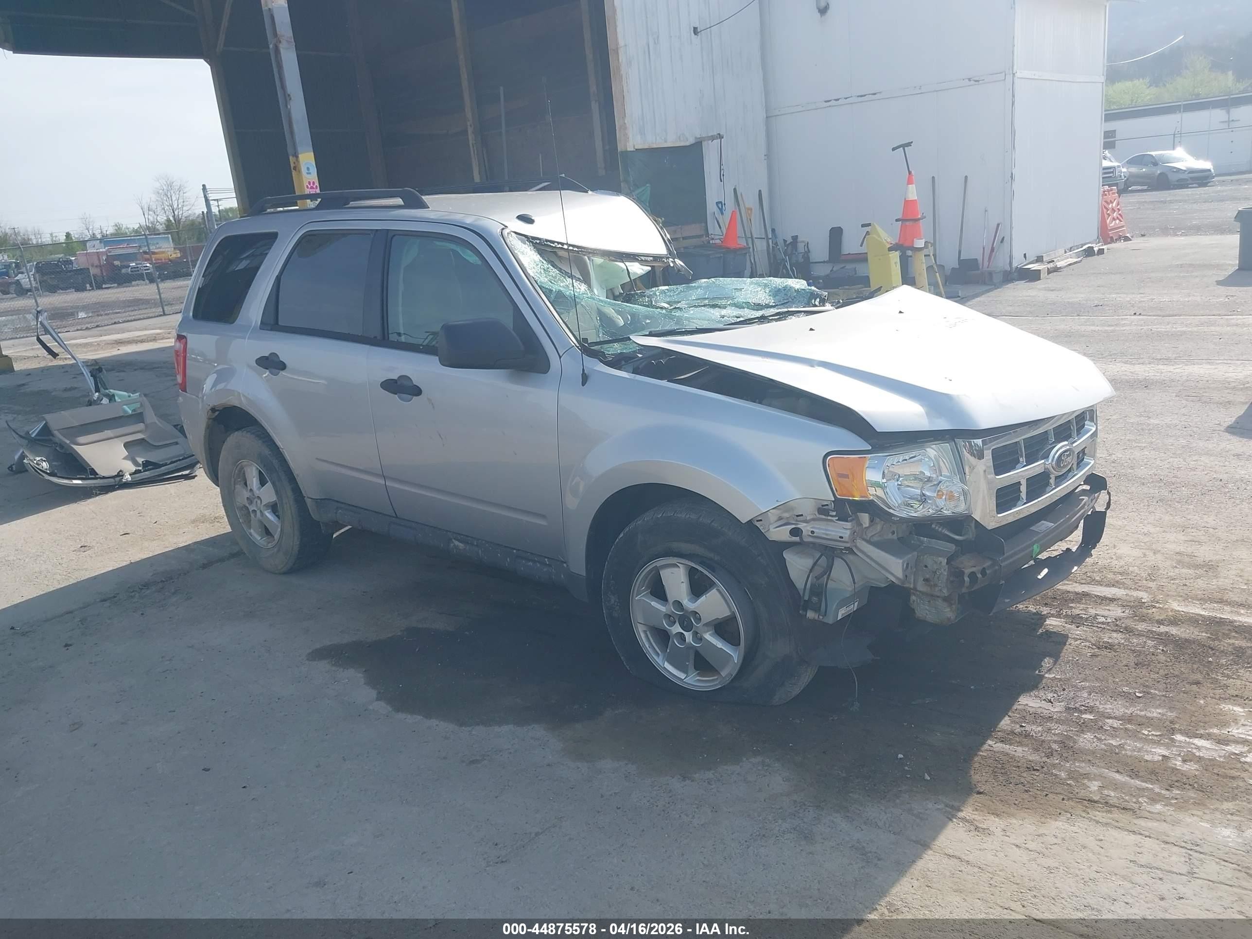 2012 Ford Escape Xlt Silver vin: 1FMCU9D70CKB94112