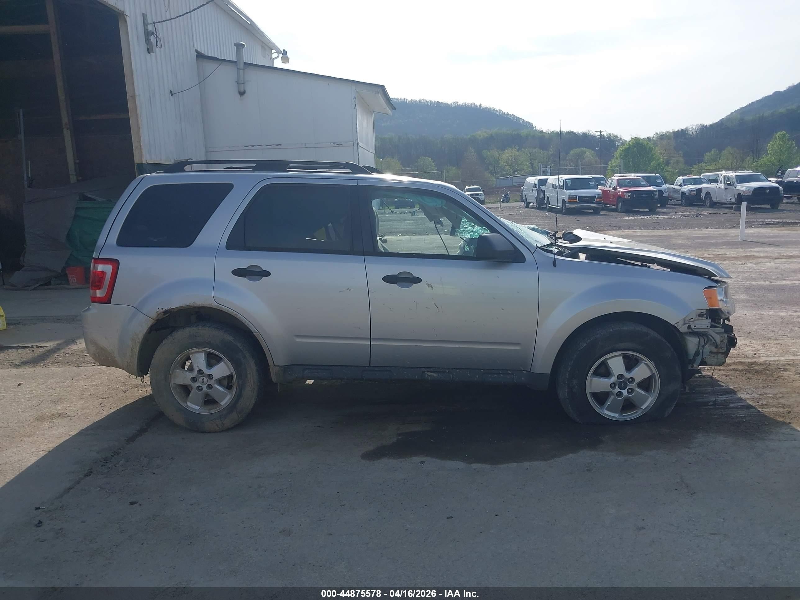 2012 Ford Escape Xlt Silver vin: 1FMCU9D70CKB94112