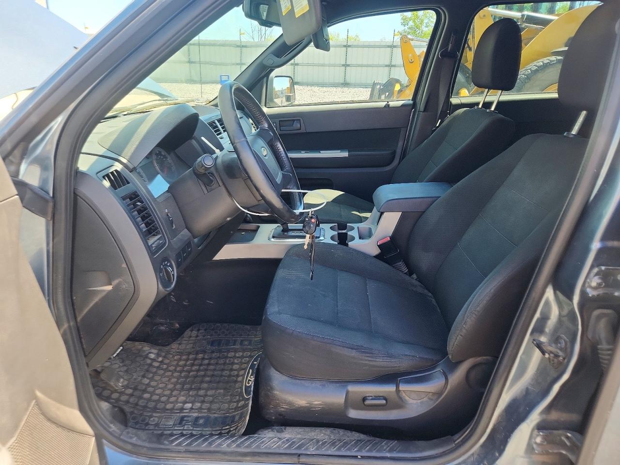 2010 Ford Escape Xlt Blue vin: 1FMCU9D71AKA11362