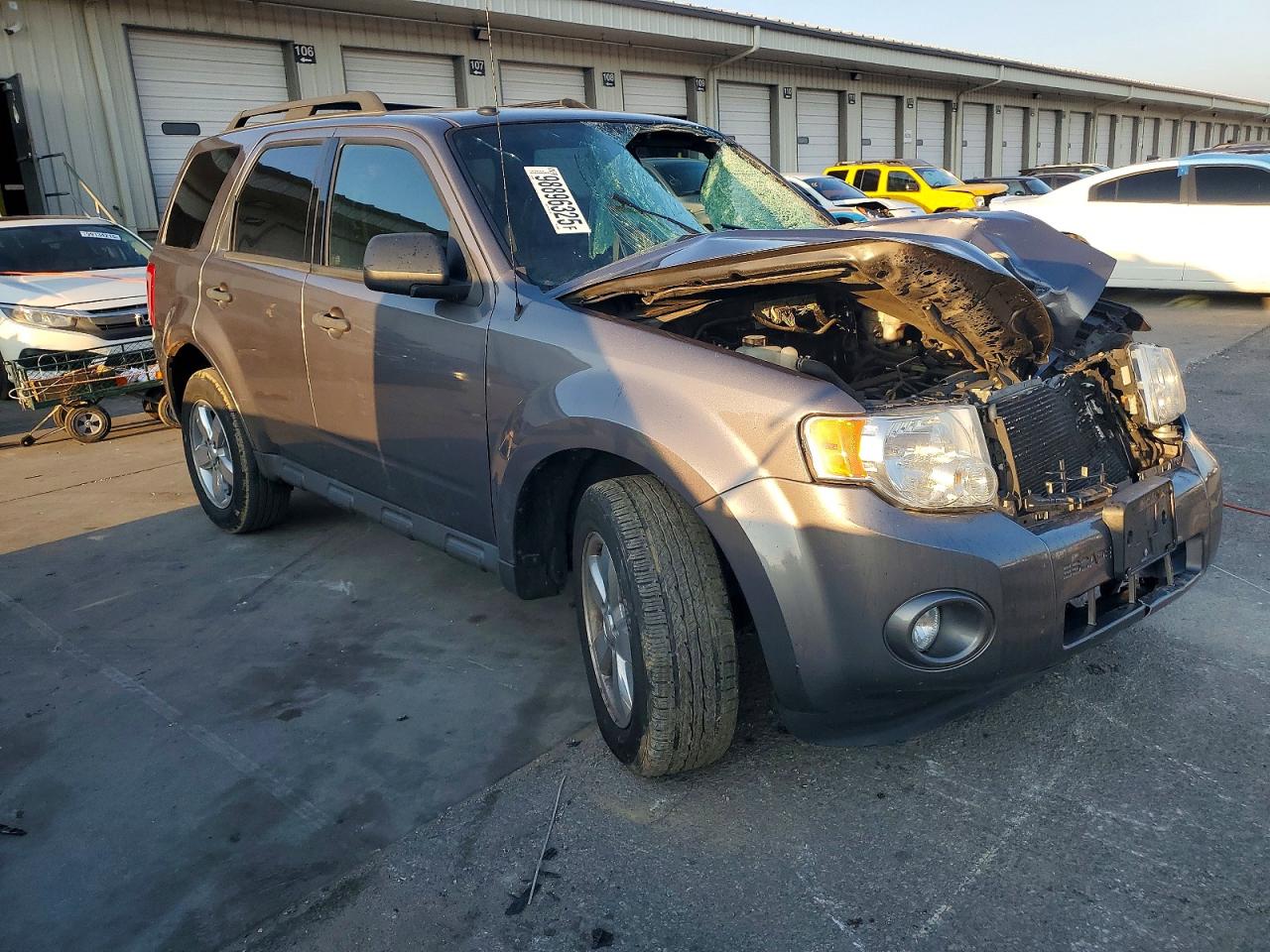 2011 Ford Escape Xlt Gray vin: 1FMCU9D71BKA06003