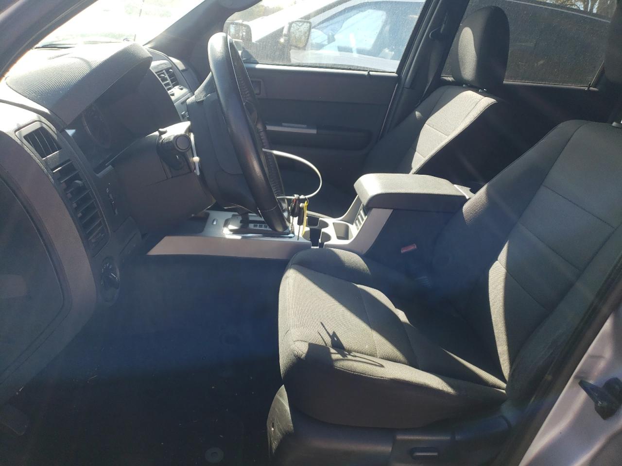 2011 Ford Escape Xlt Серебряный vin: 1FMCU9D71BKA80389