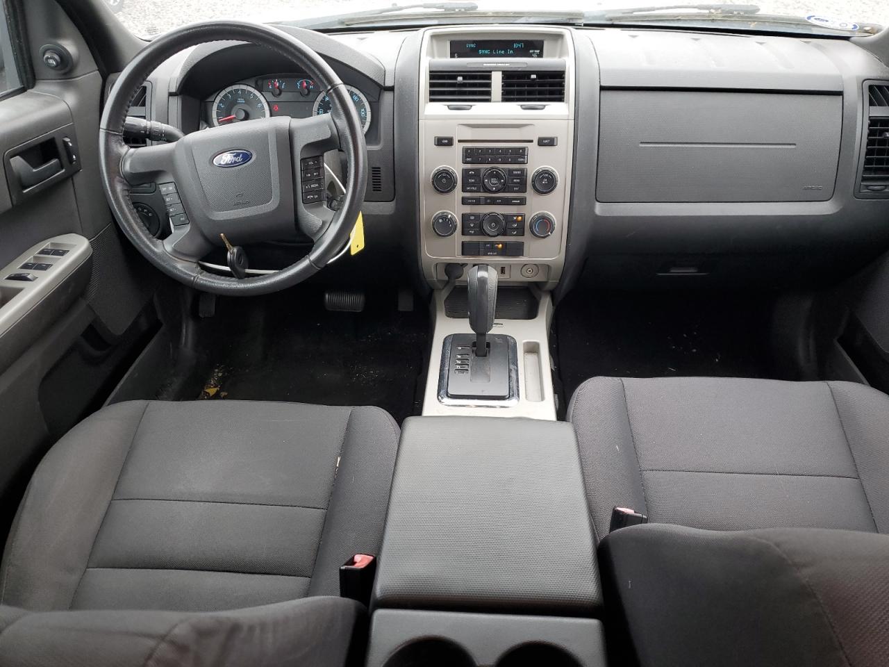 2011 Ford Escape Xlt Серебряный vin: 1FMCU9D71BKA80389