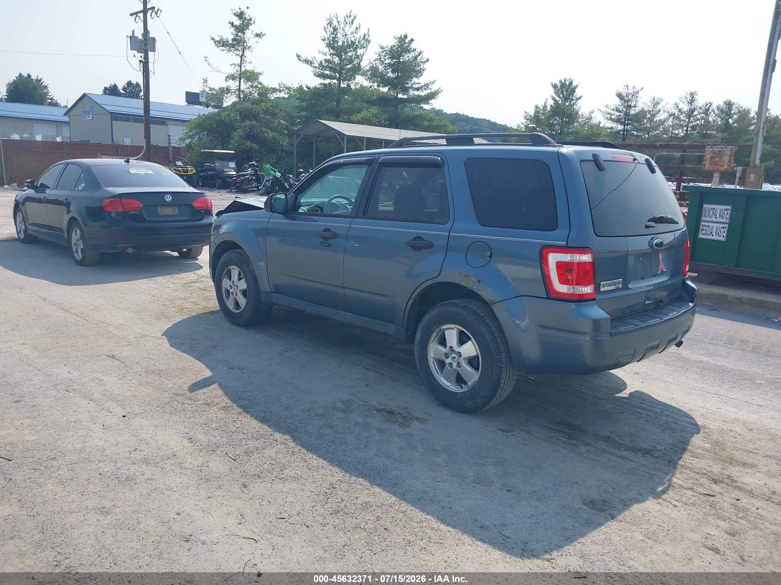 2011 Ford Escape Xlt Blue vin: 1FMCU9D71BKB45015