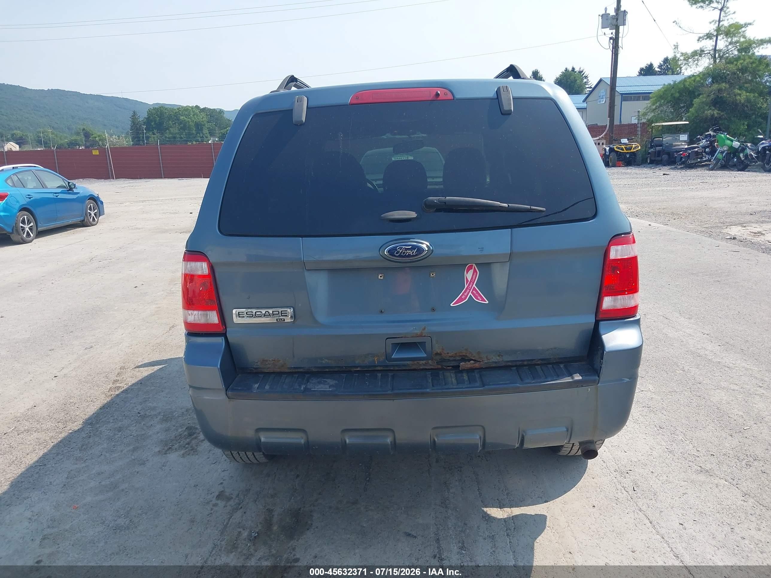 2011 Ford Escape Xlt Blue vin: 1FMCU9D71BKB45015