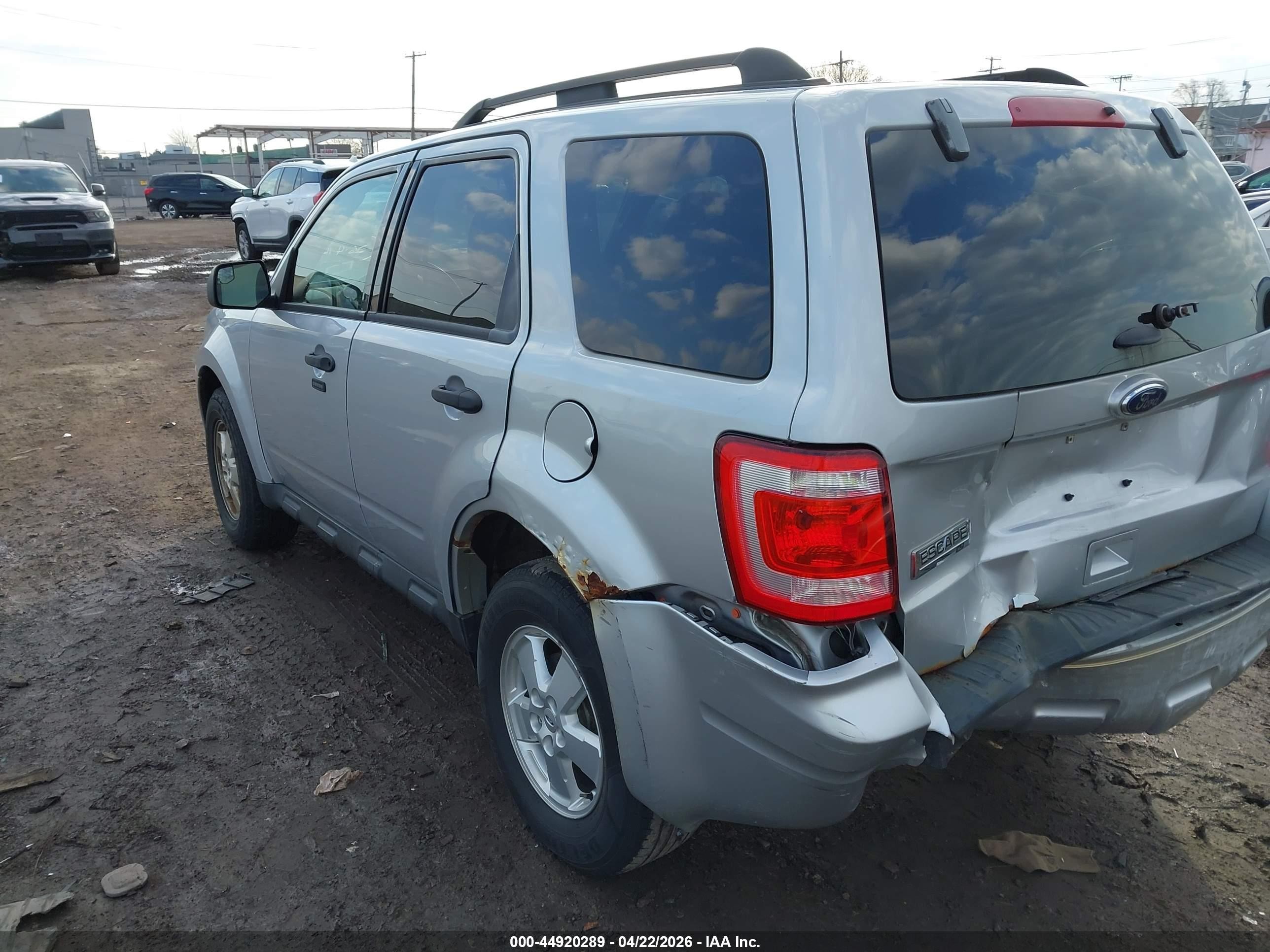 2012 Ford Escape Xlt Silver vin: 1FMCU9D71CKA21022