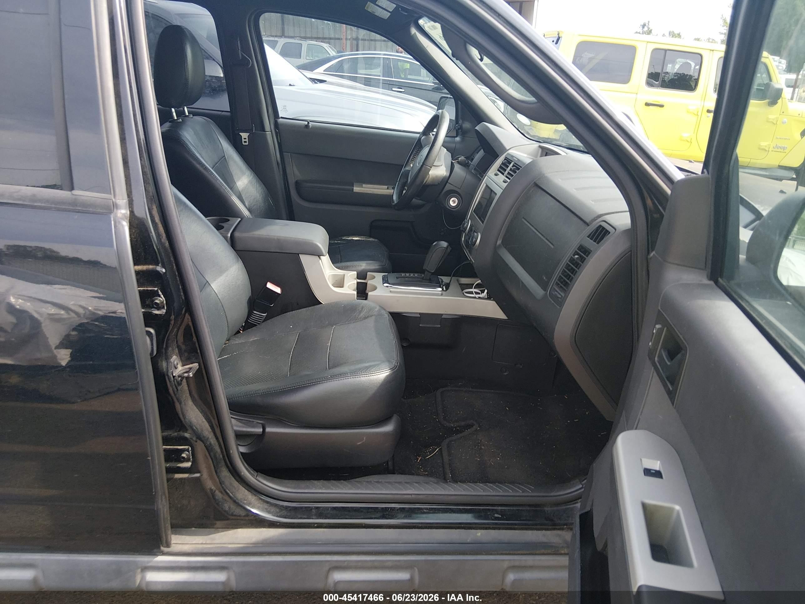 2012 Ford Escape Xlt Black vin: 1FMCU9D71CKB83393