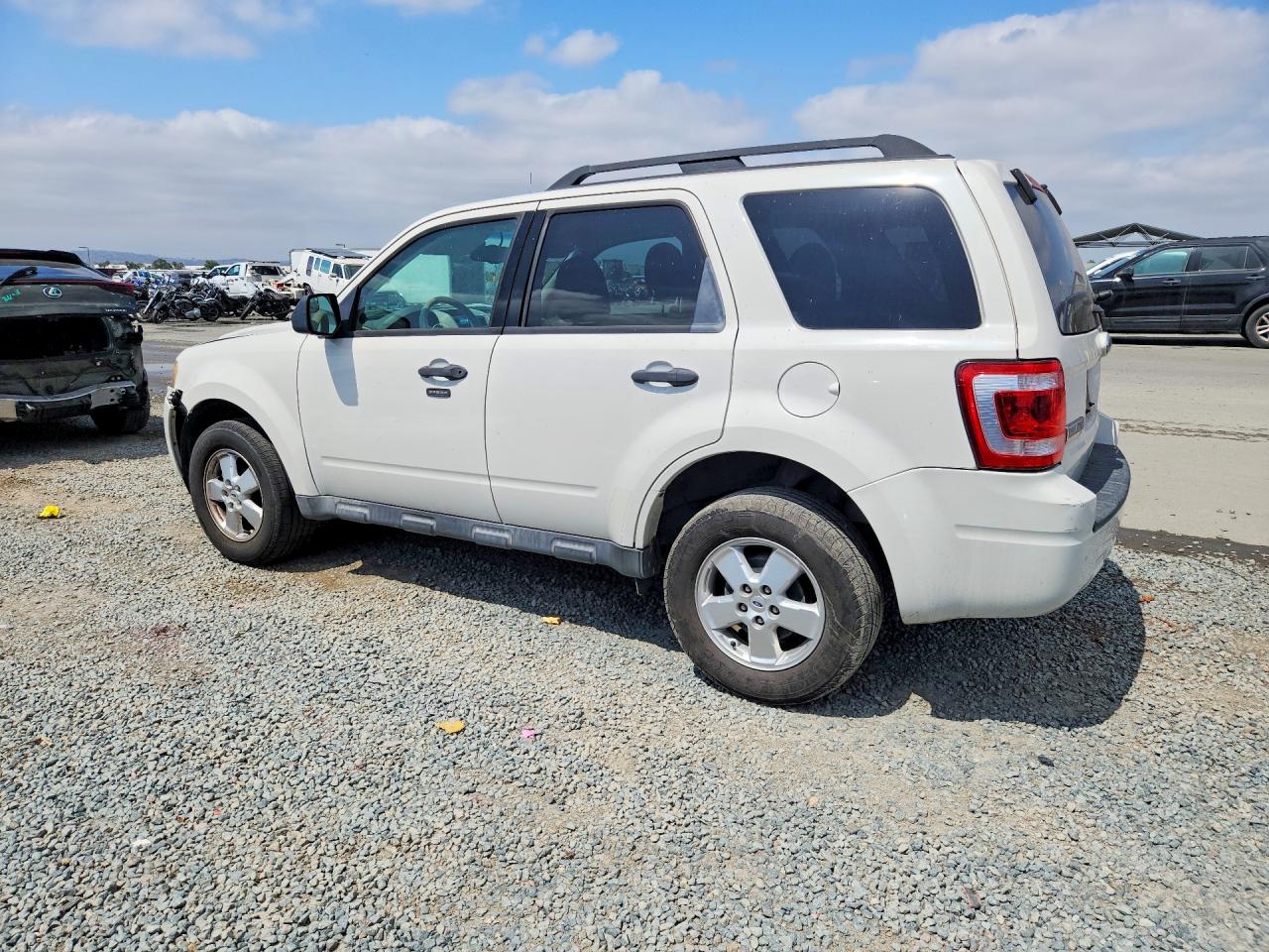 2012 Ford Escape Xlt Белый vin: 1FMCU9D71CKB93132