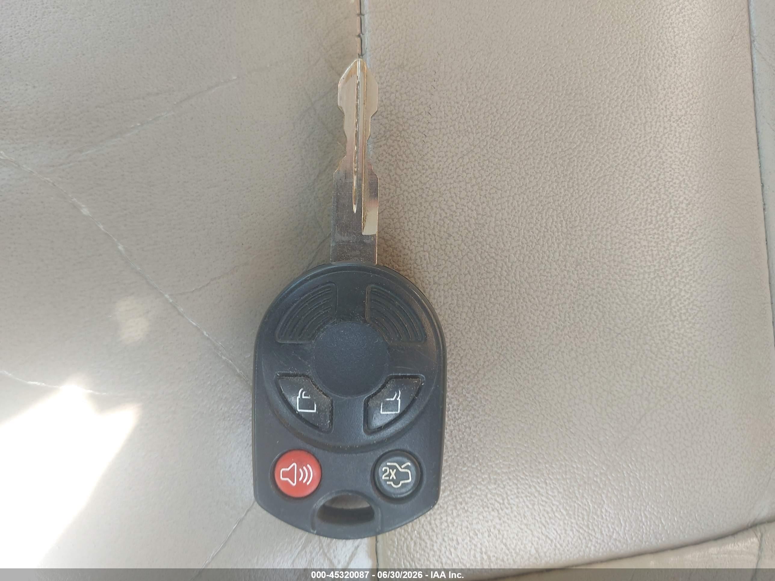 2012 Ford Escape Xlt Black vin: 1FMCU9D71CKC58108