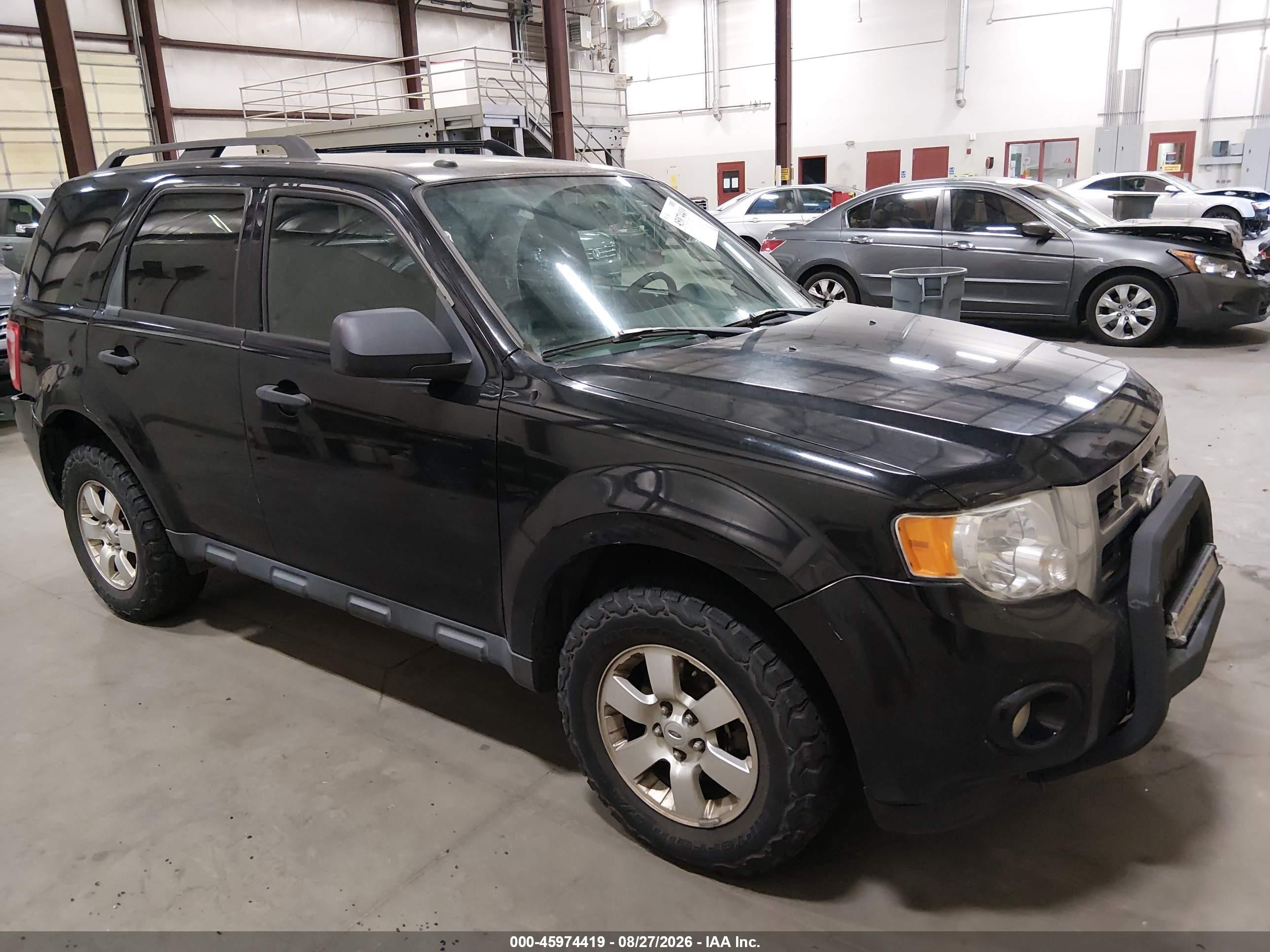 2011 Ford Escape Xlt Черный vin: 1FMCU9D72BKA82216