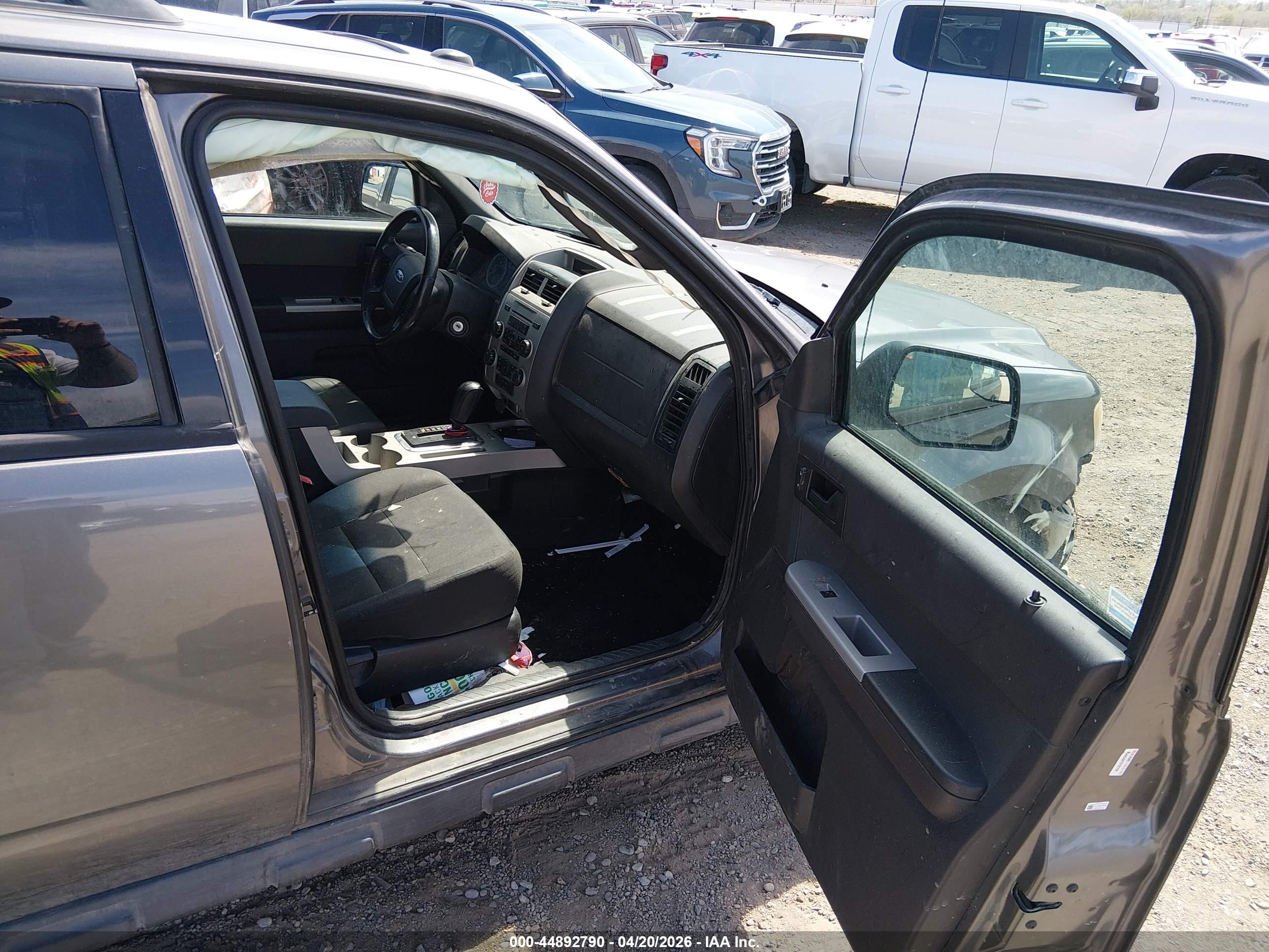 2012 Ford Escape Xlt Gray vin: 1FMCU9D72CKB04071