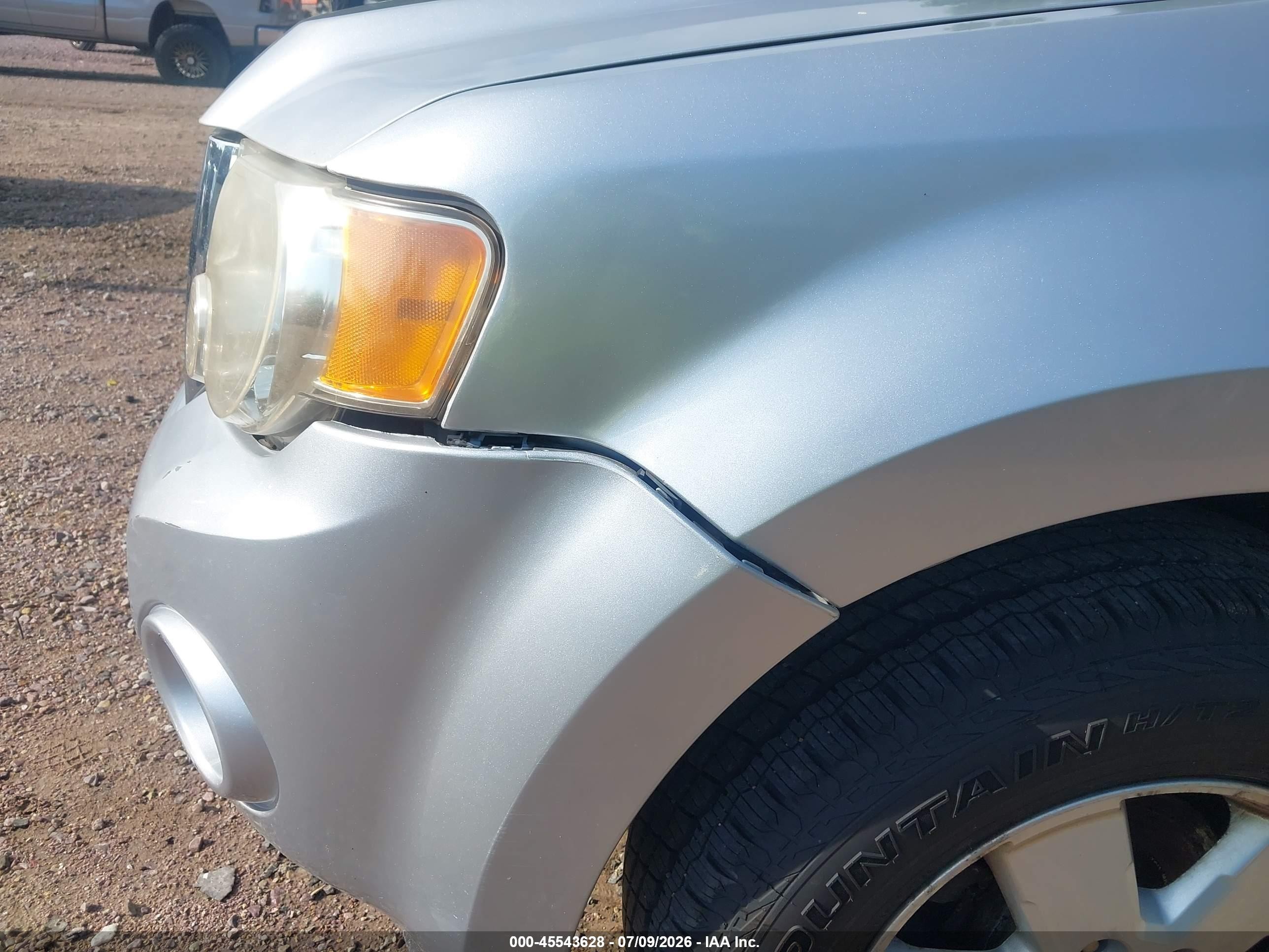 2010 Ford Escape Xlt Silver vin: 1FMCU9D73AKC79703