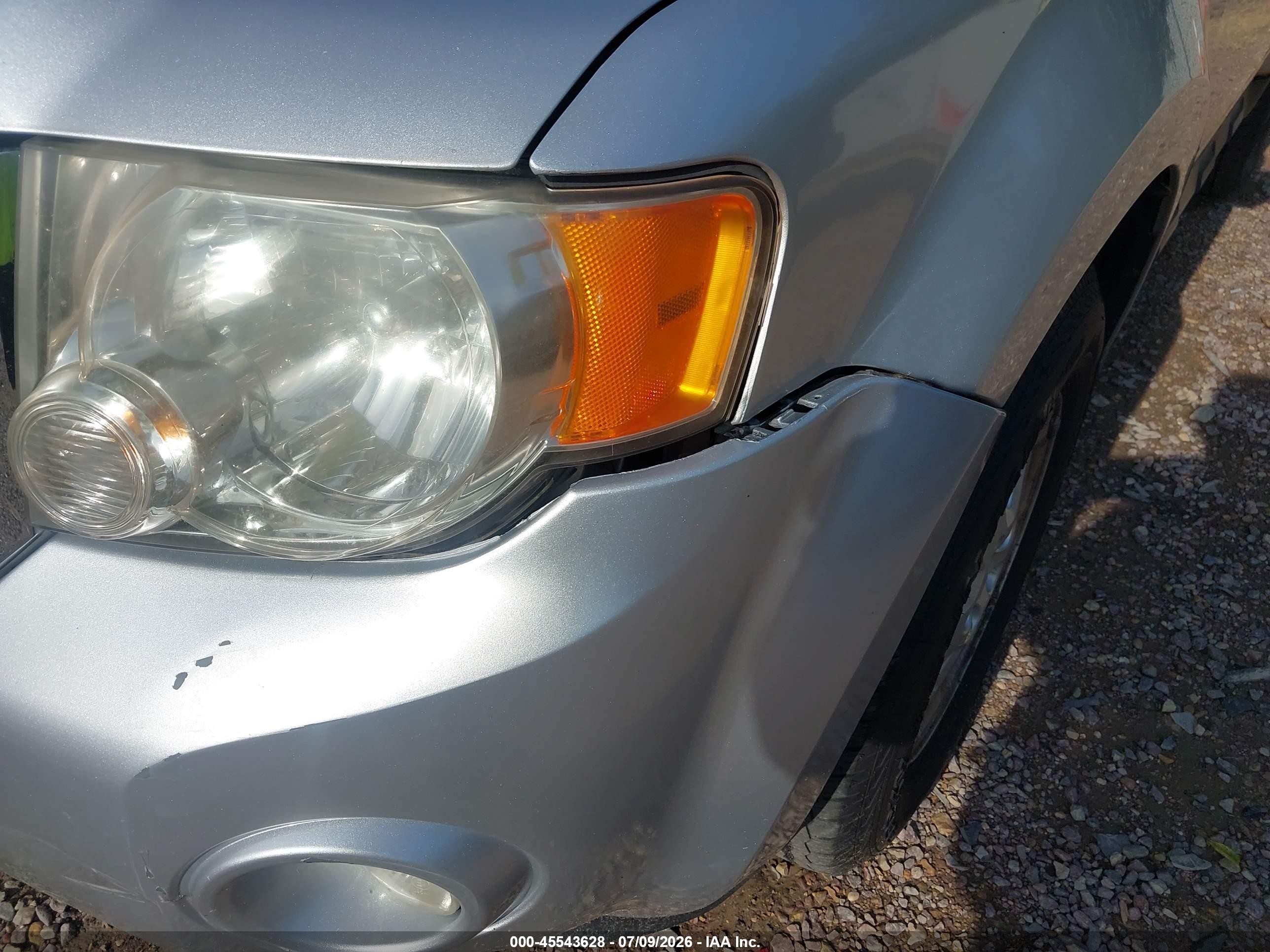 2010 Ford Escape Xlt Silver vin: 1FMCU9D73AKC79703