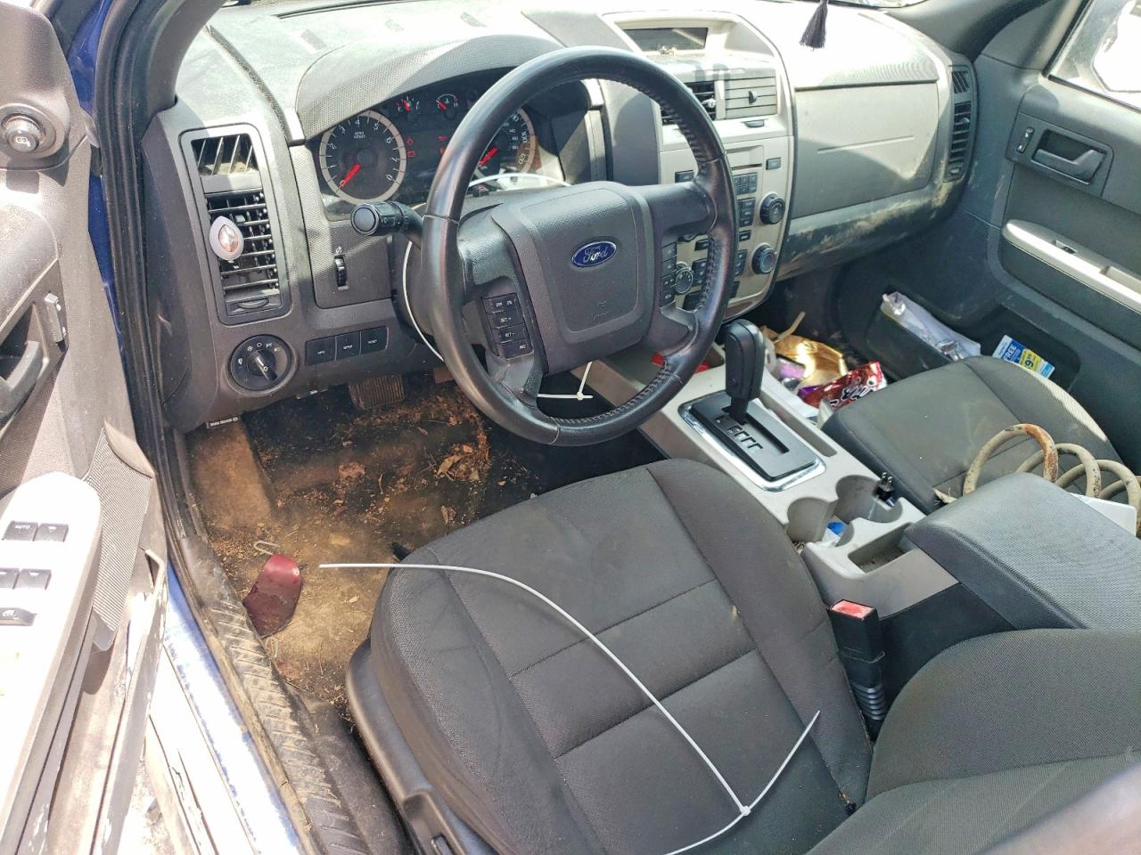 2010 Ford Escape Xlt Синий vin: 1FMCU9D73AKD18905