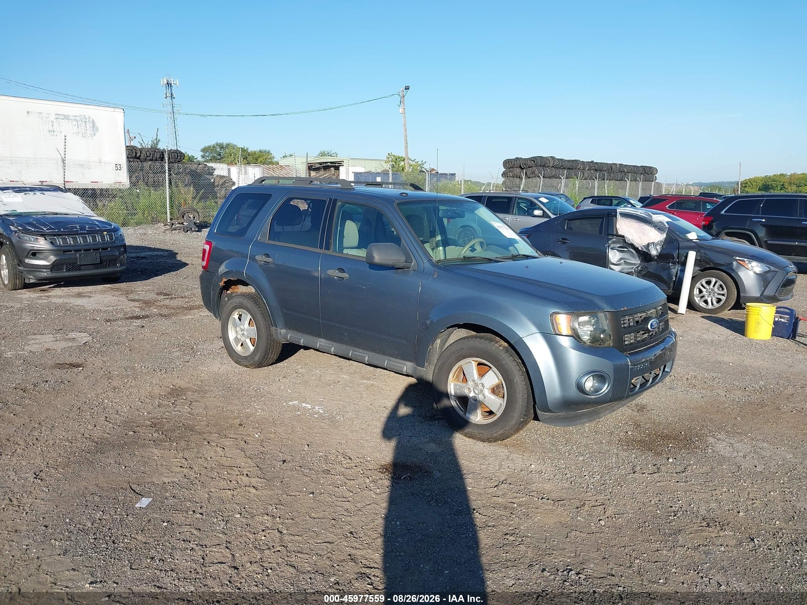 2010 Ford Escape Xlt Light Blue vin: 1FMCU9D73AKD36627