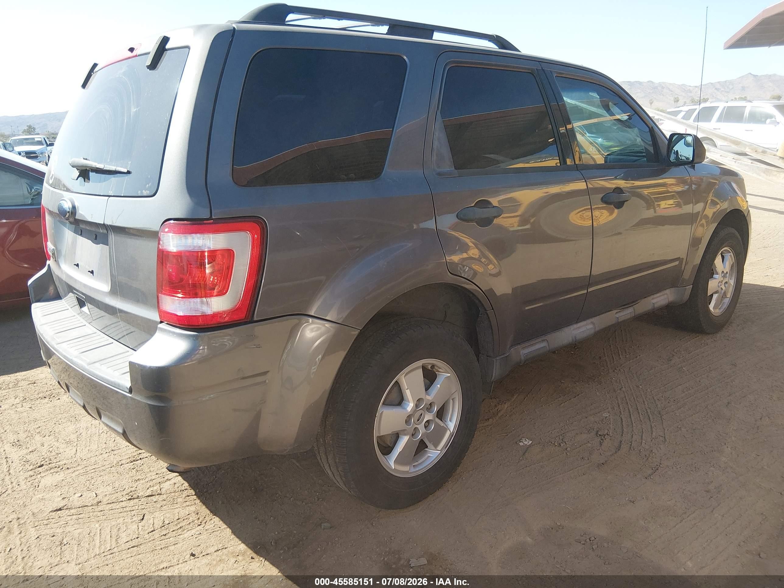 2011 Ford Escape Xlt Gray vin: 1FMCU9D73BKA68843