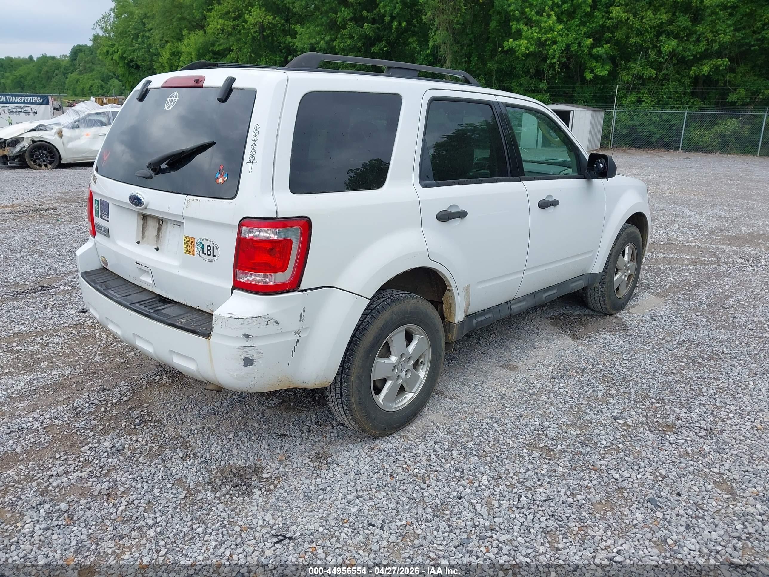 2011 Ford Escape Xlt White vin: 1FMCU9D73BKB26241