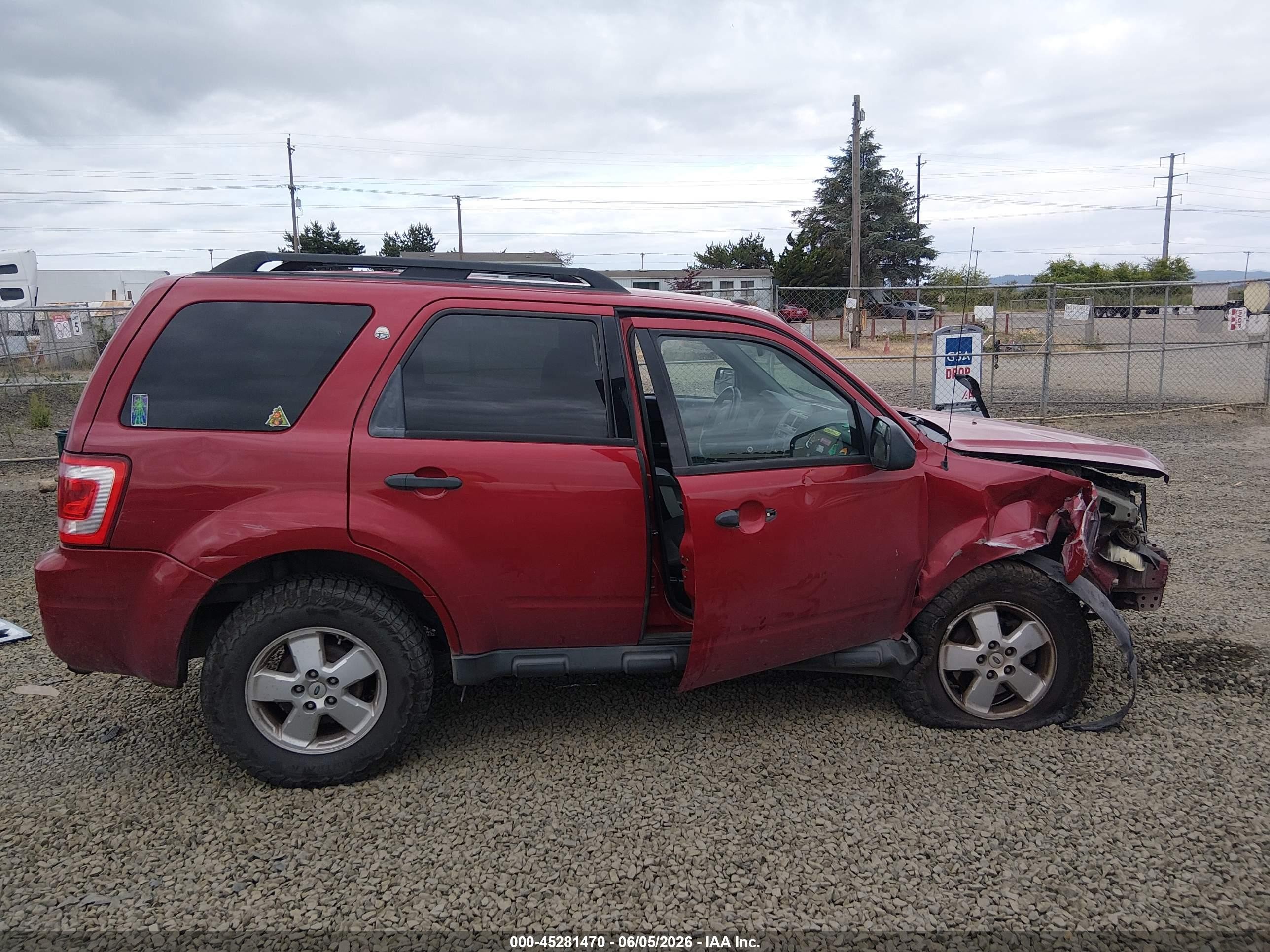 2011 Ford Escape Xlt Red vin: 1FMCU9D73BKC11418