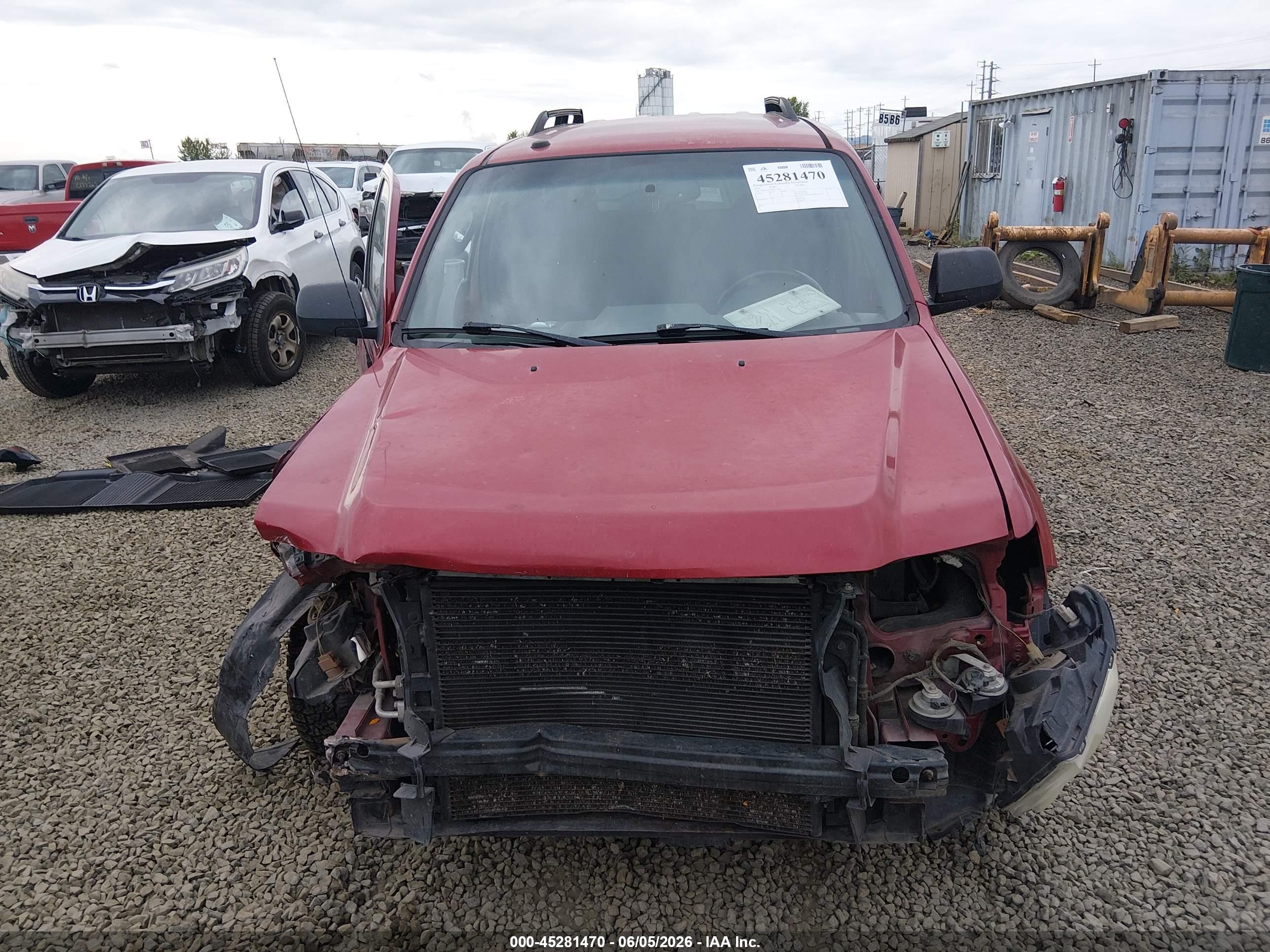 2011 Ford Escape Xlt Red vin: 1FMCU9D73BKC11418