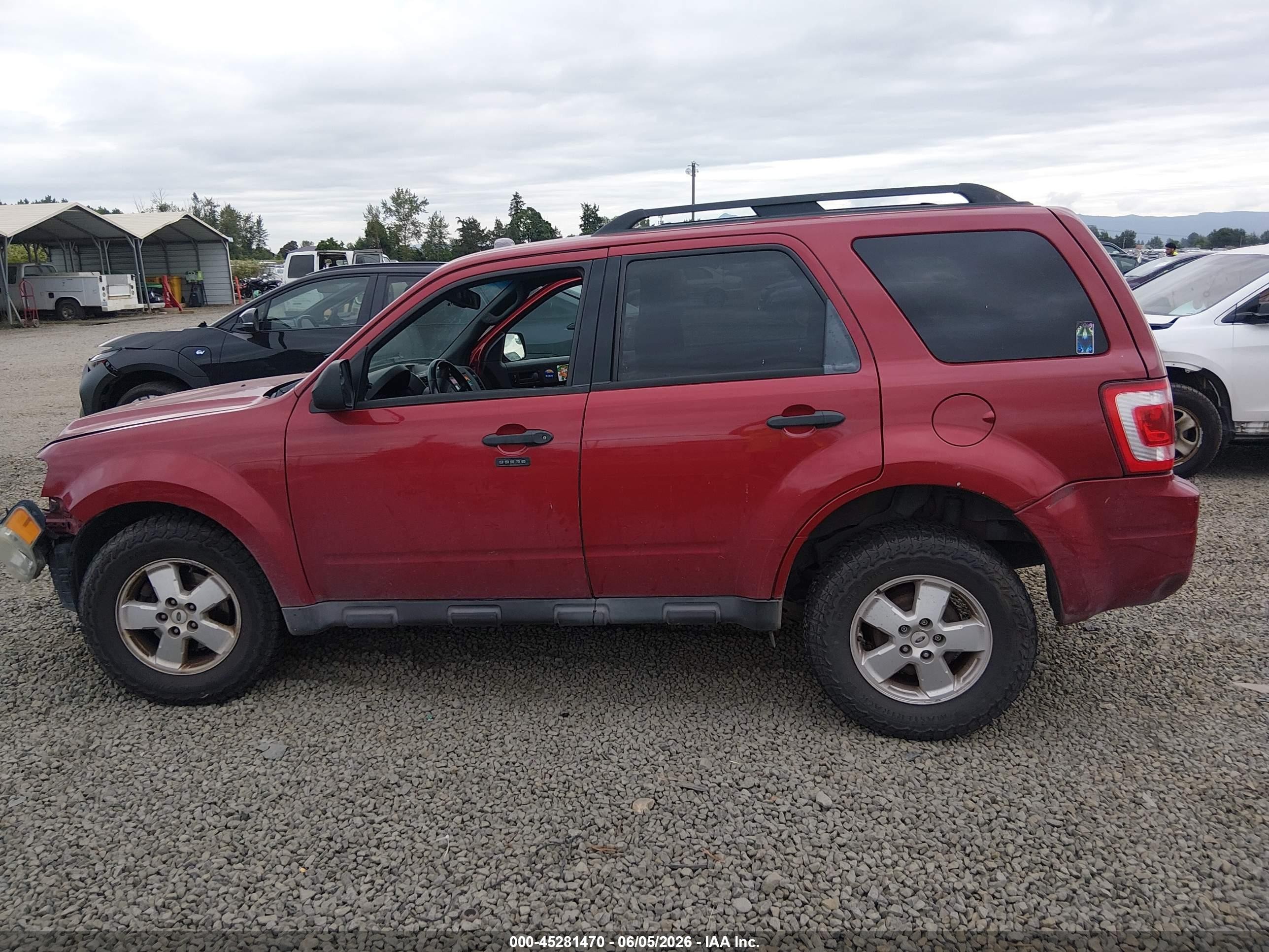 2011 Ford Escape Xlt Red vin: 1FMCU9D73BKC11418