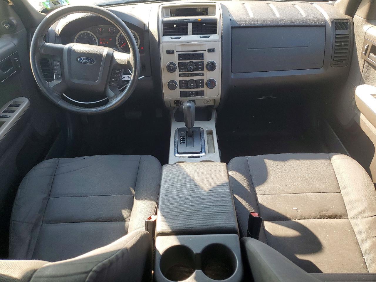 2011 Ford Escape Xlt Silver vin: 1FMCU9D73BKC11581