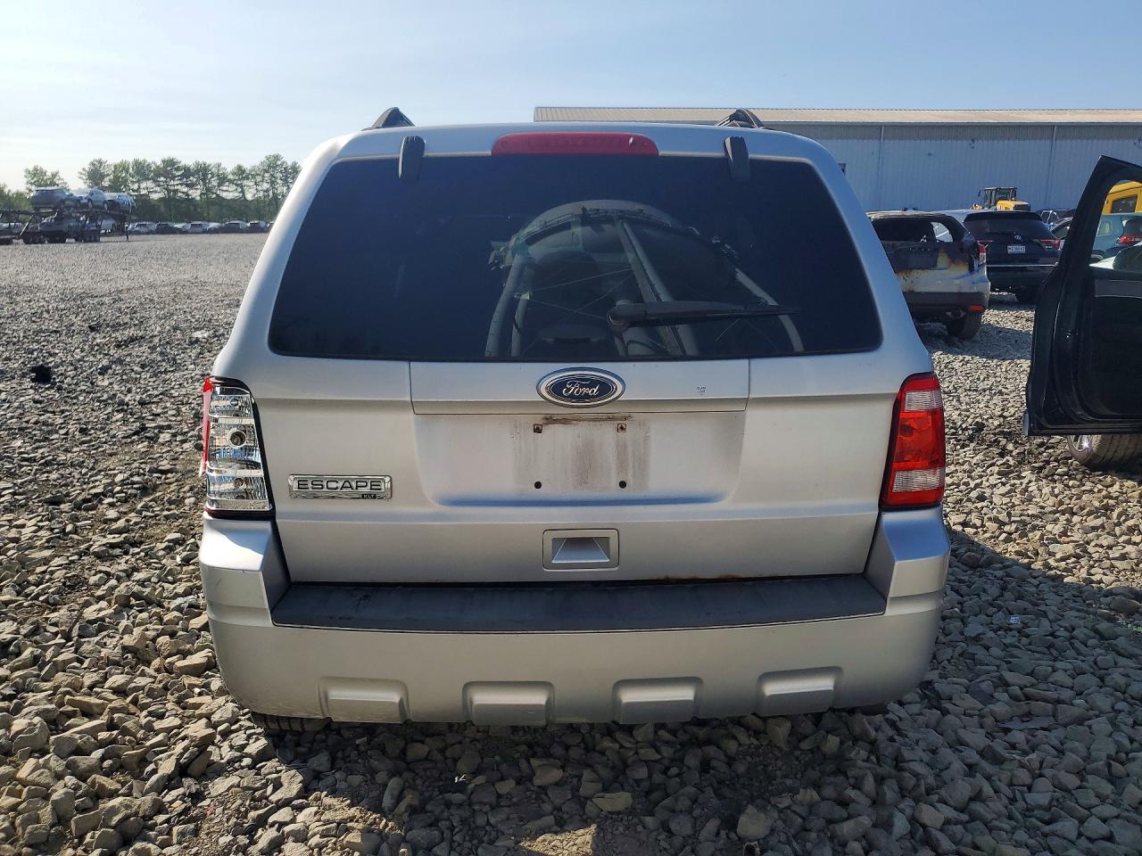 2011 Ford Escape Xlt Silver vin: 1FMCU9D73BKC11581
