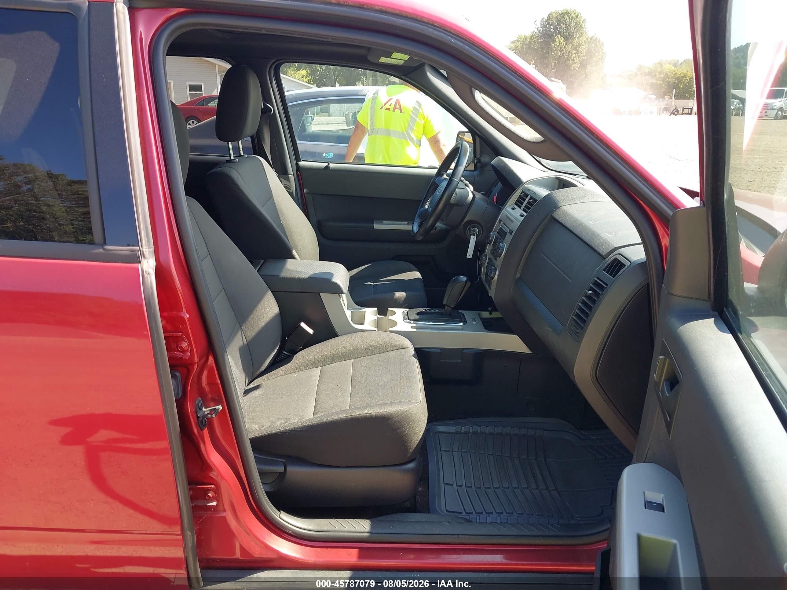 2012 Ford Escape Xlt Red vin: 1FMCU9D73CKB64313