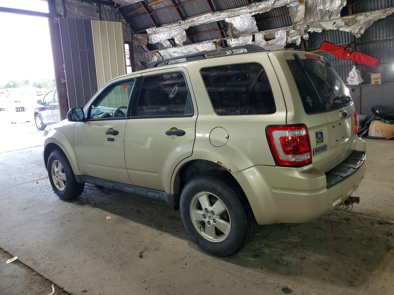 2012 Ford Escape Xlt Beige vin: 1FMCU9D73CKB84173
