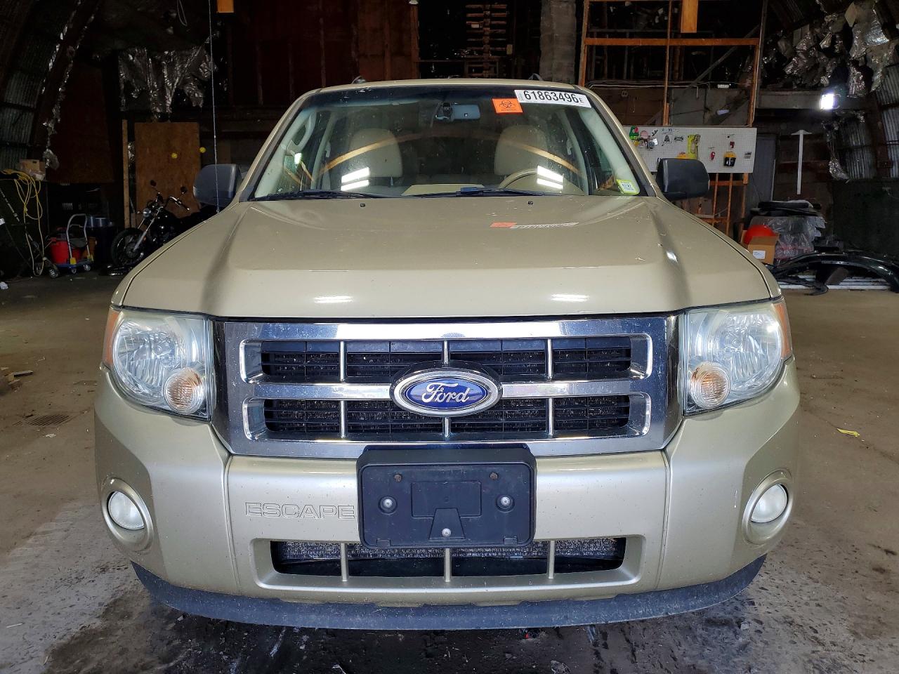 2012 Ford Escape Xlt Beige vin: 1FMCU9D73CKB84173