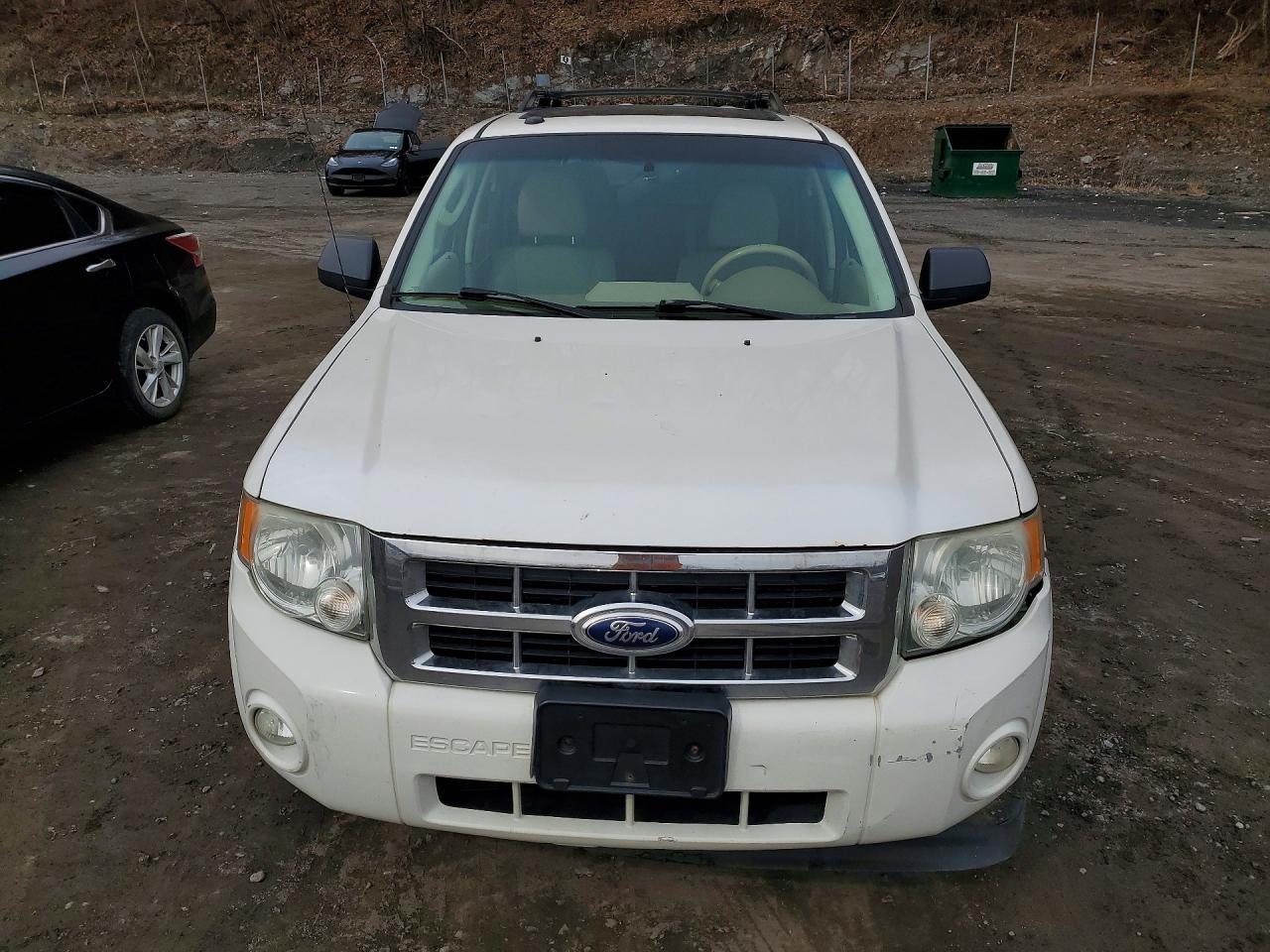 2012 Ford Escape Xlt White vin: 1FMCU9D73CKC22663