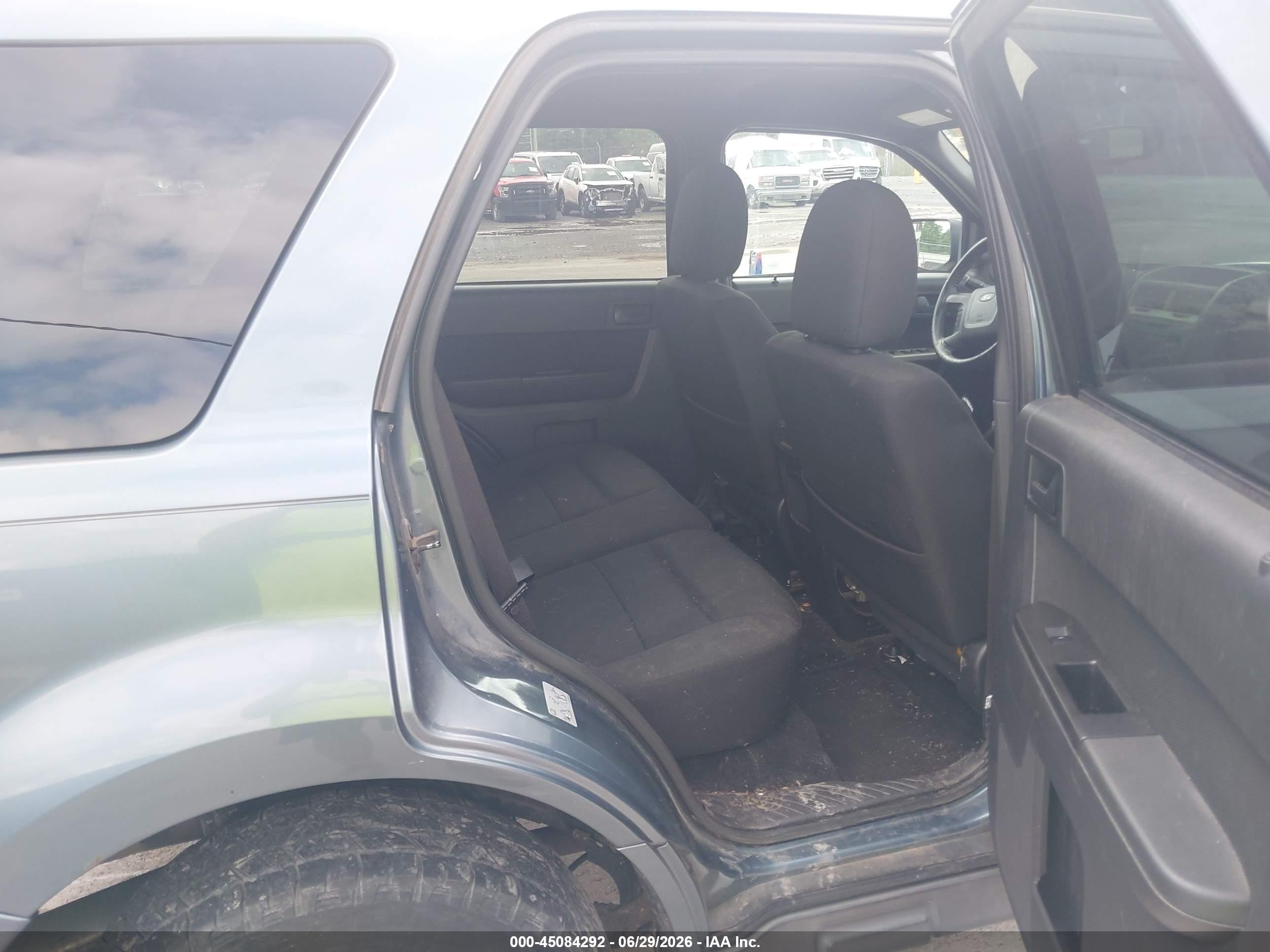 2010 Ford Escape Xlt Синий vin: 1FMCU9D74AKB80047