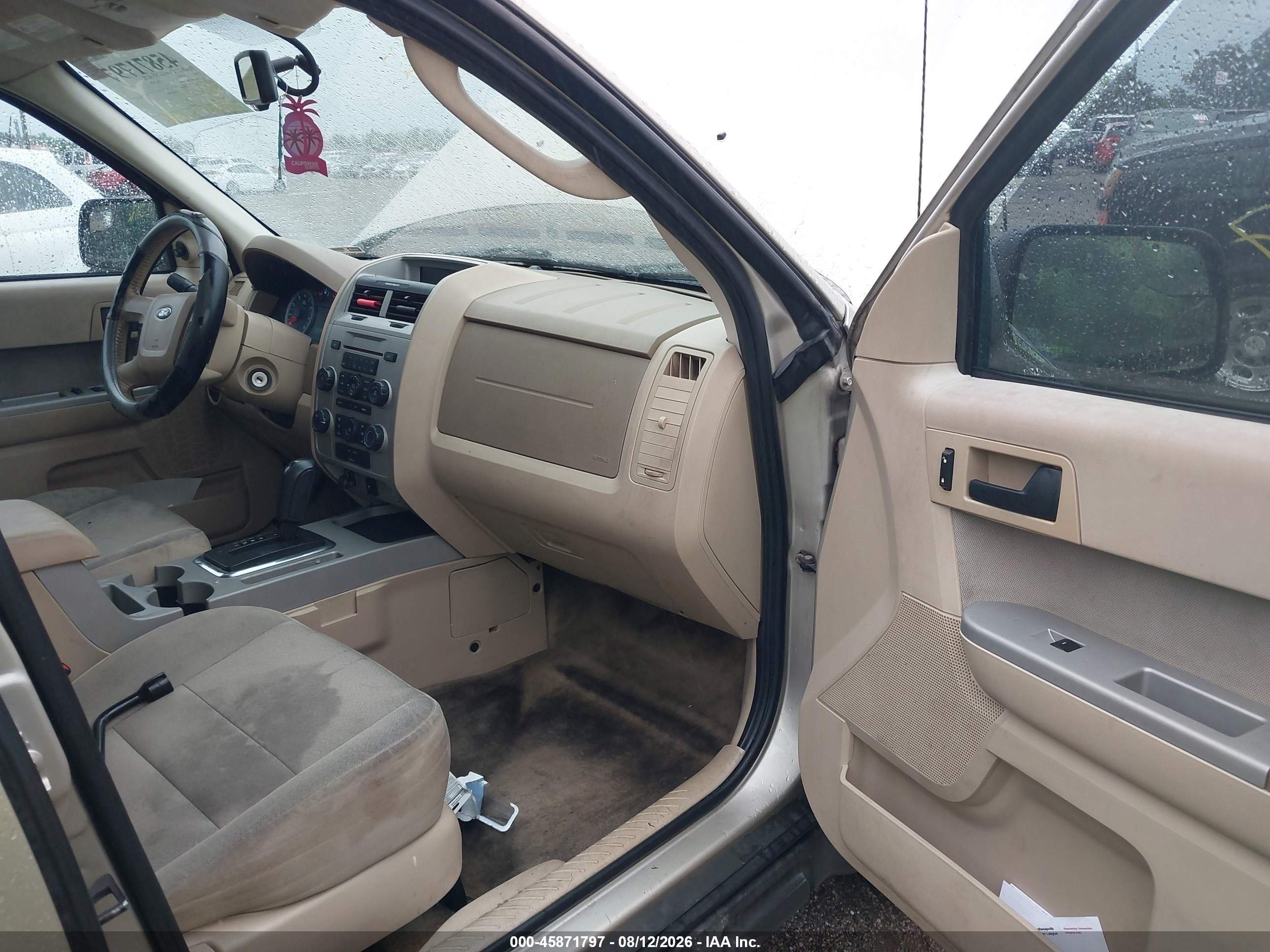 2010 Ford Escape Xlt Gold vin: 1FMCU9D74AKB94708
