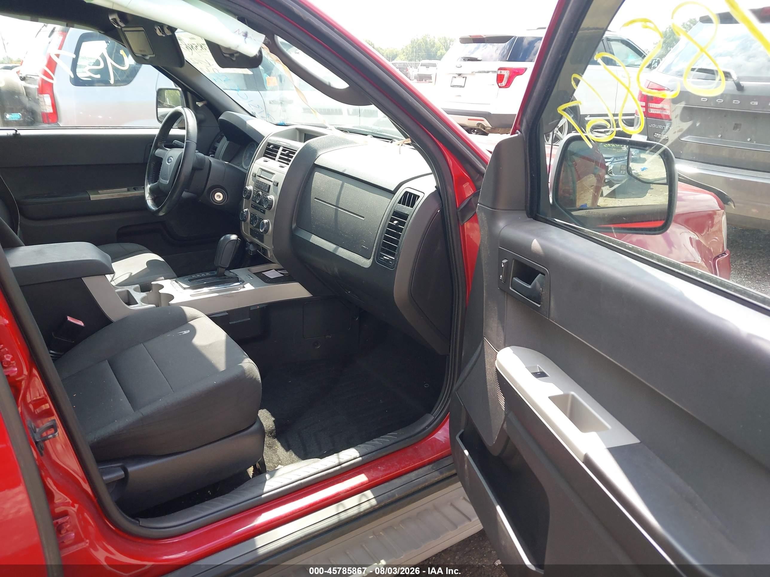 2010 Ford Escape Xlt Красный vin: 1FMCU9D74AKD20968