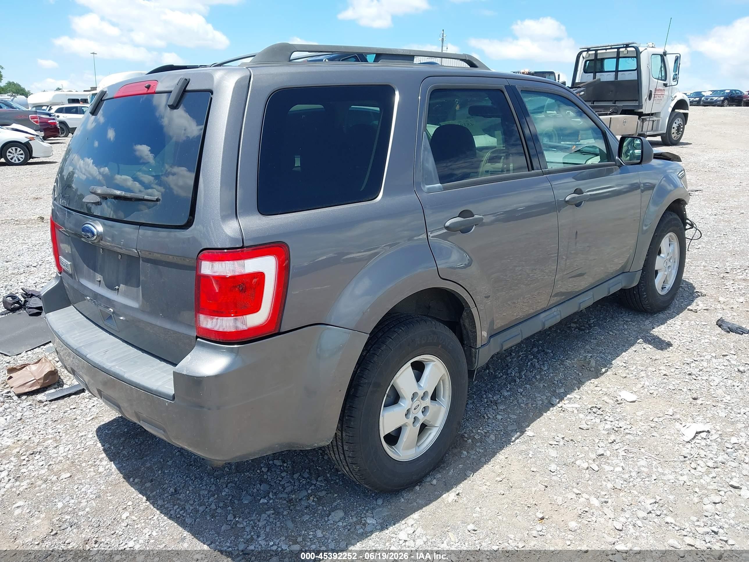 2011 Ford Escape Xlt Gray vin: 1FMCU9D74BKB34929