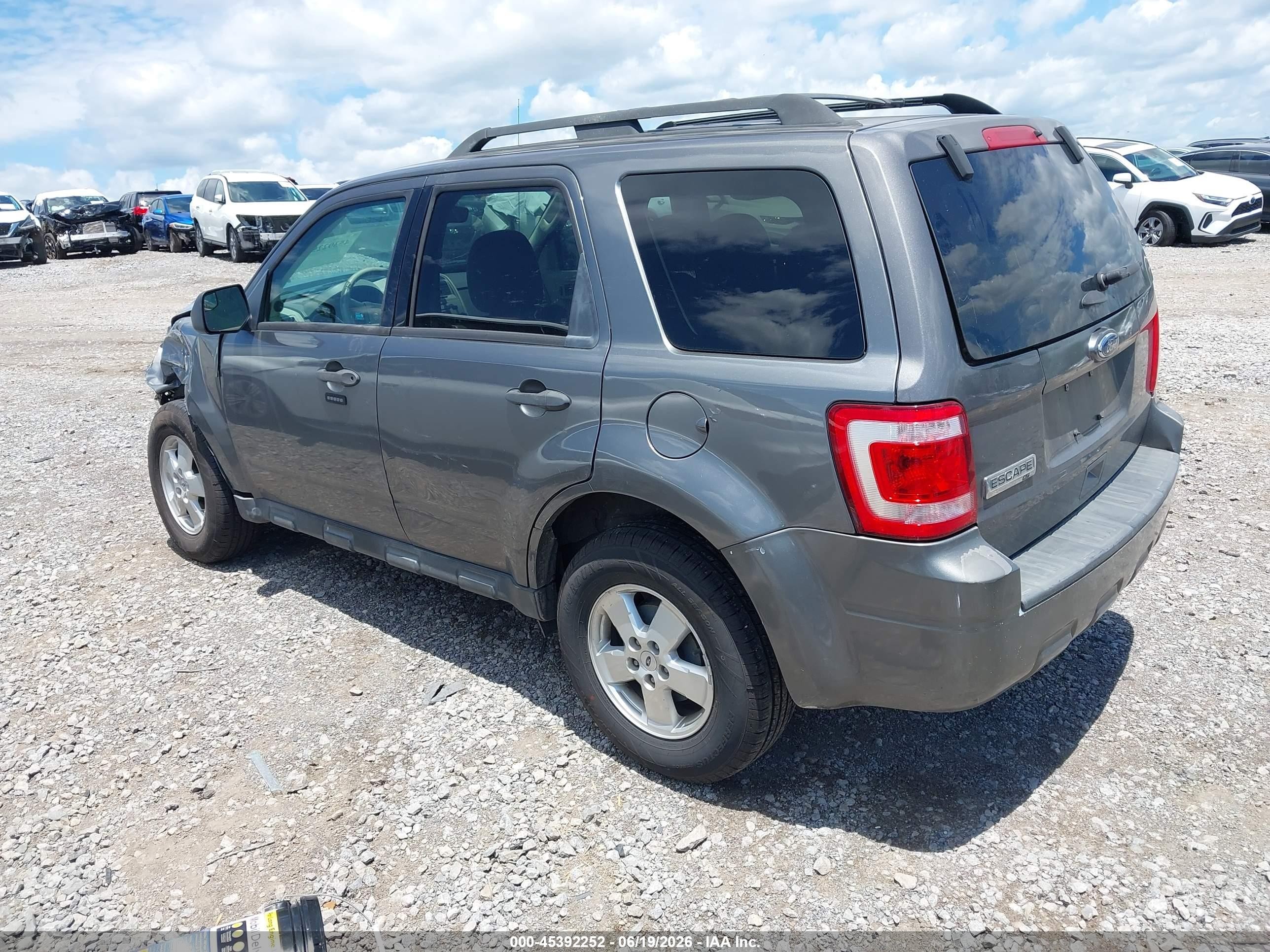 2011 Ford Escape Xlt Gray vin: 1FMCU9D74BKB34929