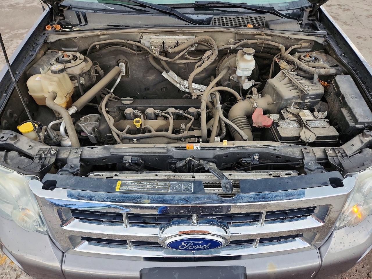 2010 Ford Escape Xlt Gray vin: 1FMCU9D75AKB95186