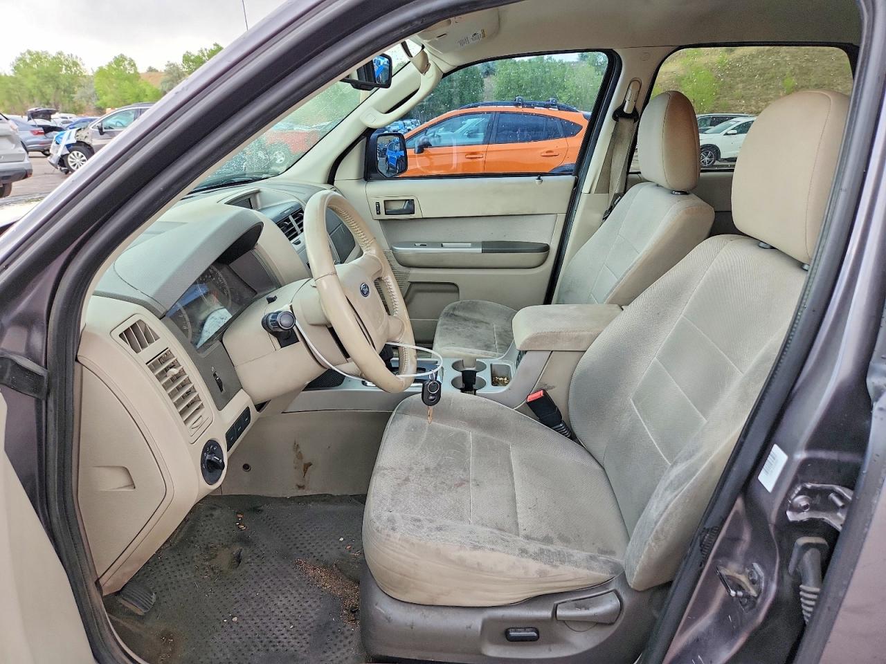 2010 Ford Escape Xlt Gray vin: 1FMCU9D75AKB95186