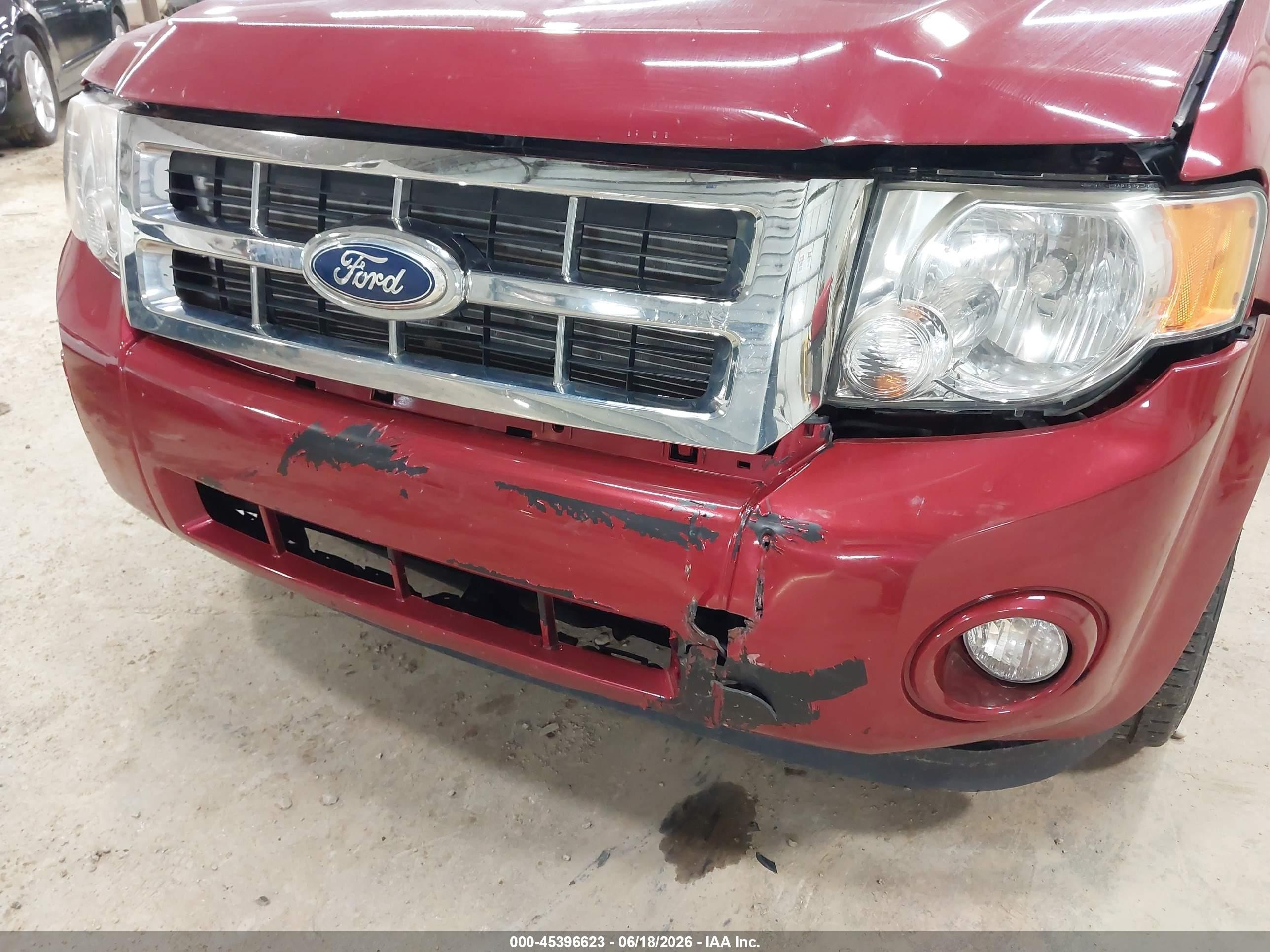 2011 Ford Escape Xlt Burgundy vin: 1FMCU9D75BKB11580