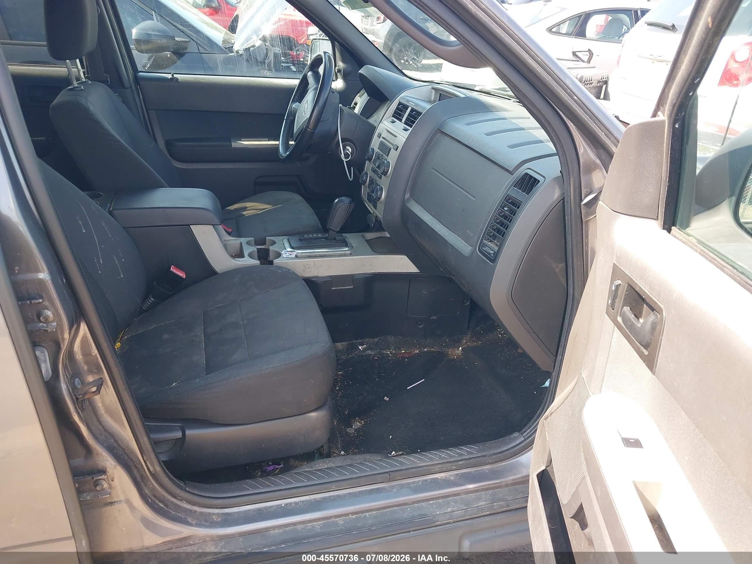 2011 Ford Escape Xlt Gray vin: 1FMCU9D75BKC11310