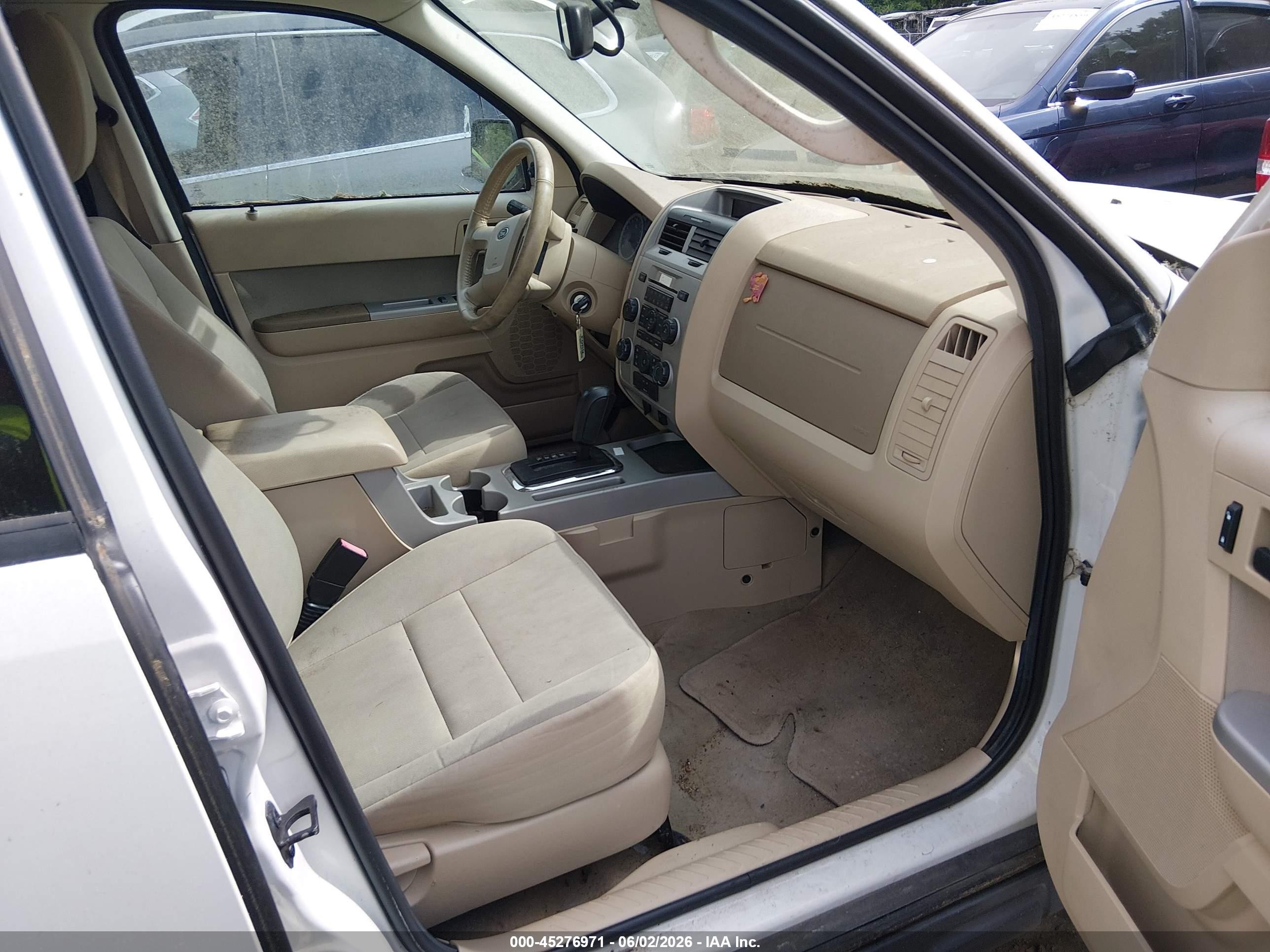 2012 Ford Escape Xlt White vin: 1FMCU9D75CKB20023