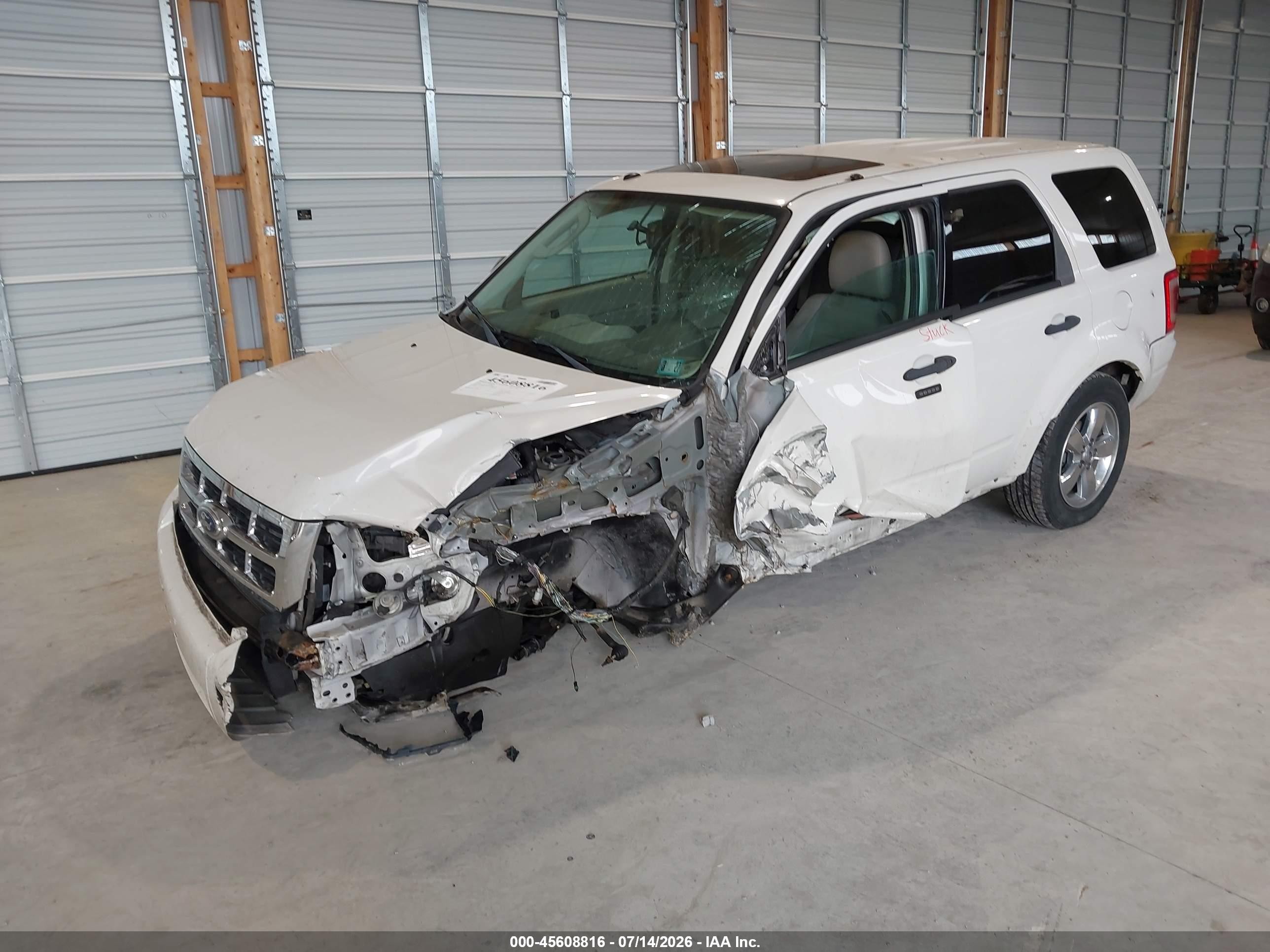 2012 Ford Escape Xlt White vin: 1FMCU9D75CKB28820