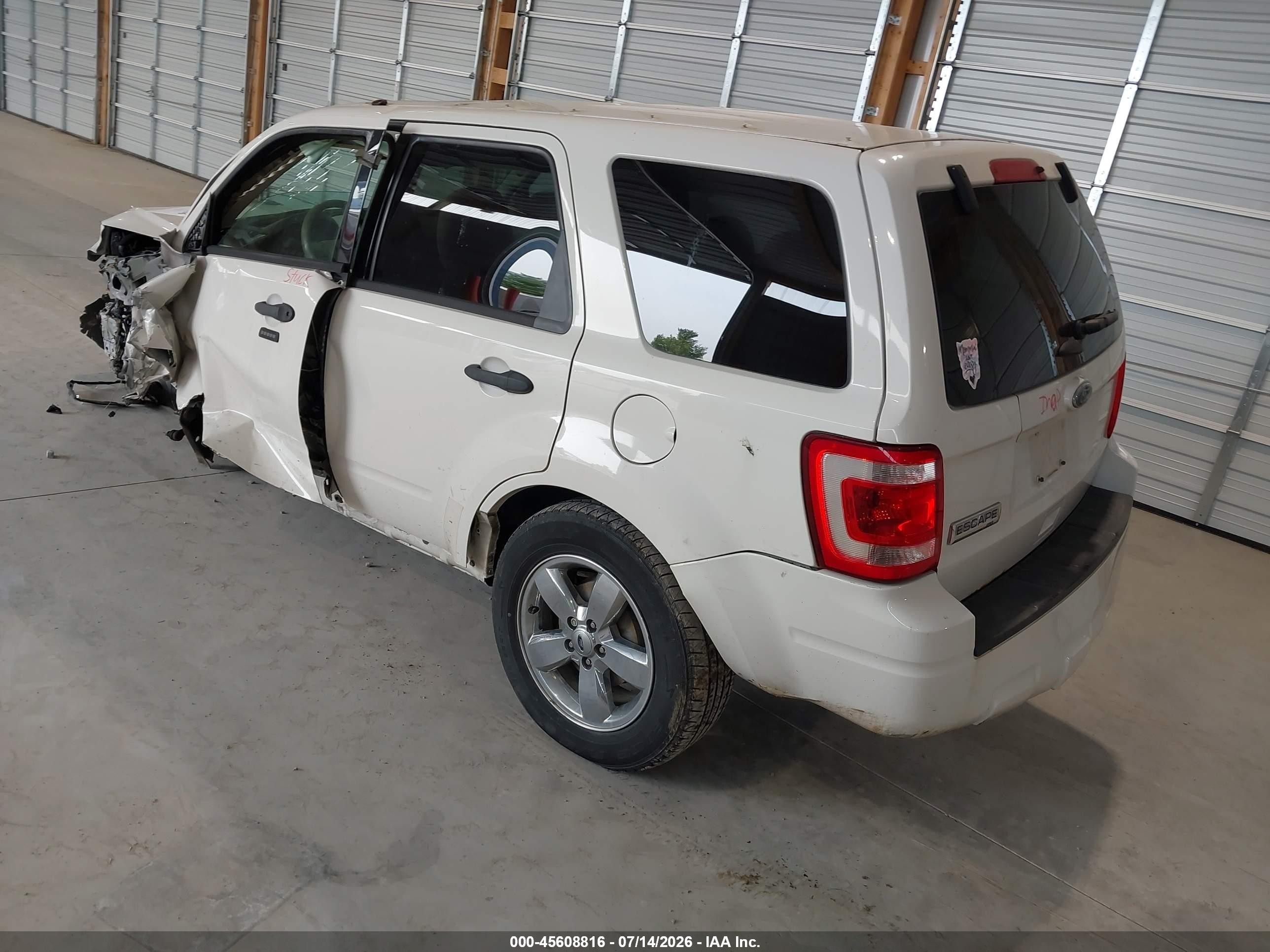 2012 Ford Escape Xlt White vin: 1FMCU9D75CKB28820